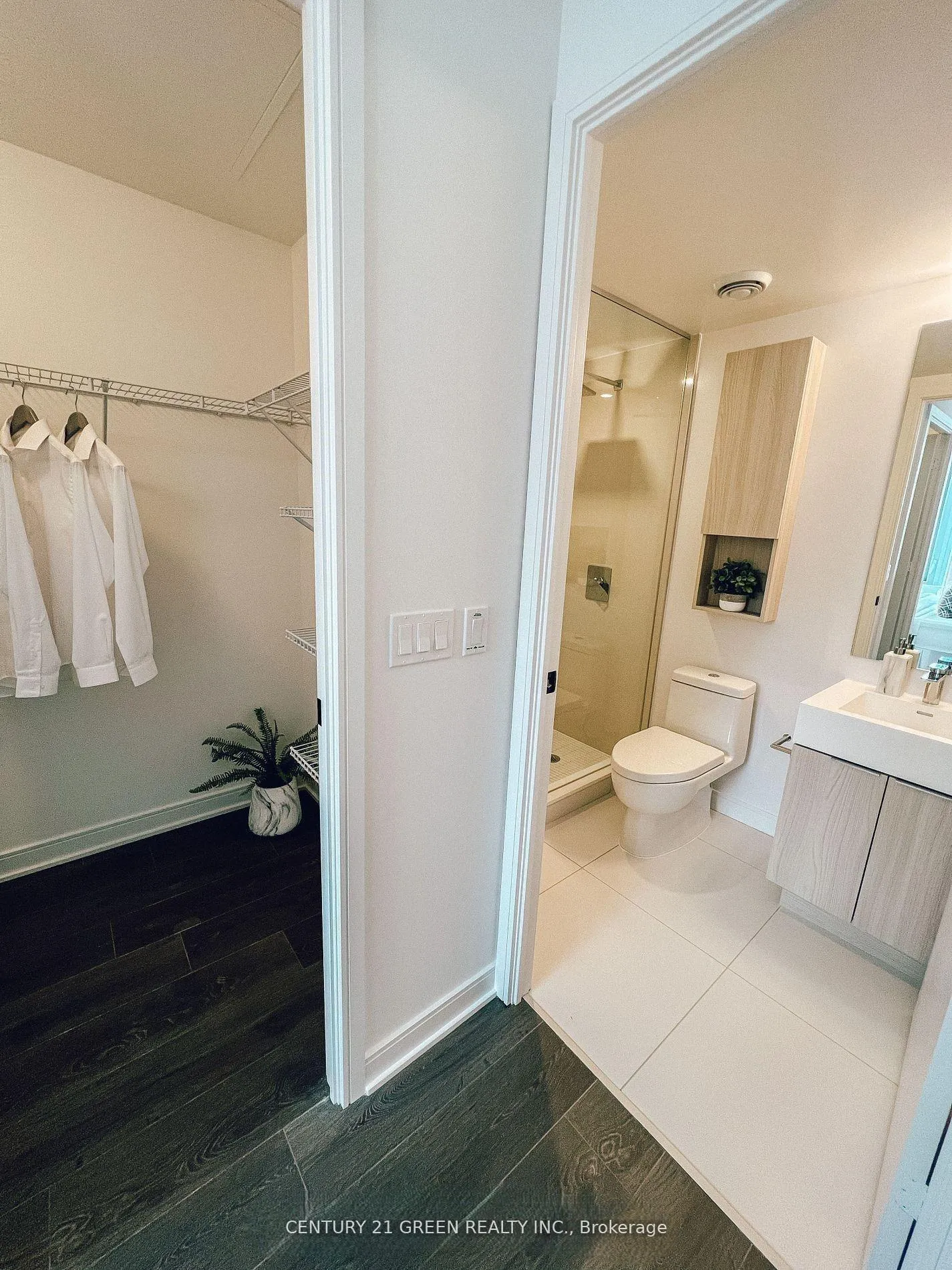Photo 5 of Unit S549, 180 Mill Street, Toronto, Waterfront Communities — HOMEH