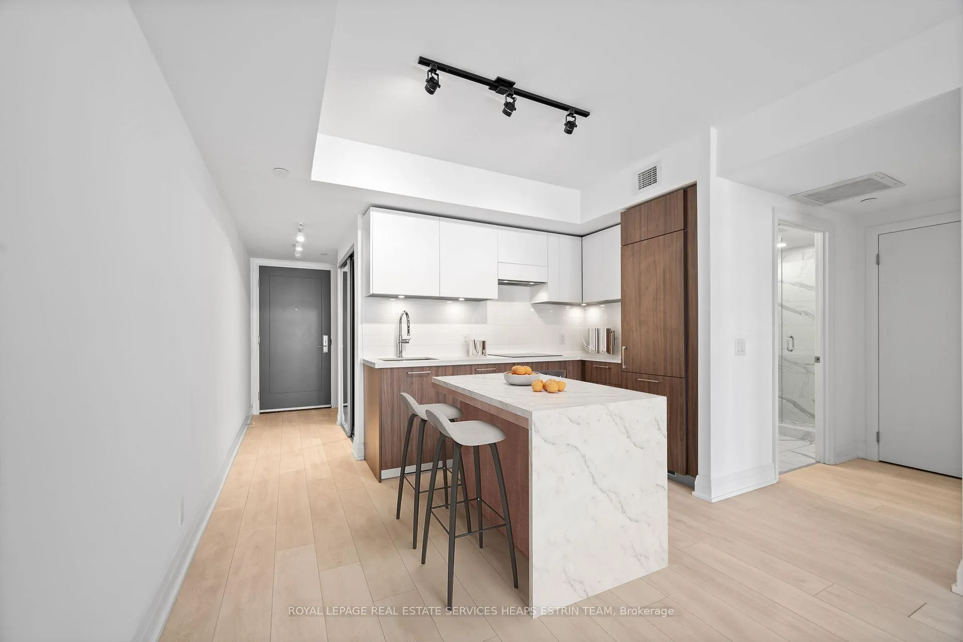 Photo 9 of Unit 504, 33 Frederick Todd Way, Toronto, Thorncliffe Park — HOMEH