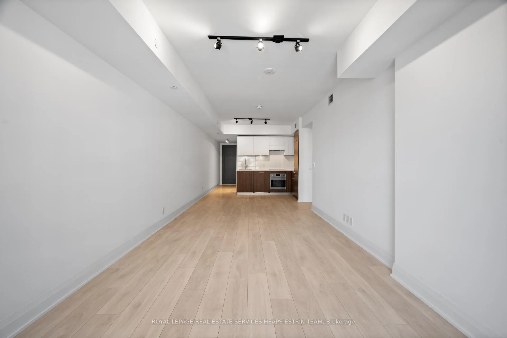 Photo 14 of Unit 504, 33 Frederick Todd Way, Toronto, Thorncliffe Park — HOMEH