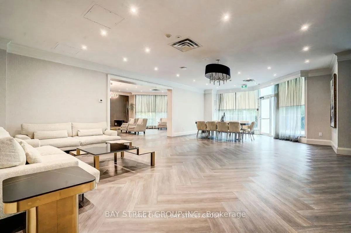 Photo 11 of Unit 824, 7905 Bayview Ave S, Markham, Aileen-Willowbrook — HOMEH