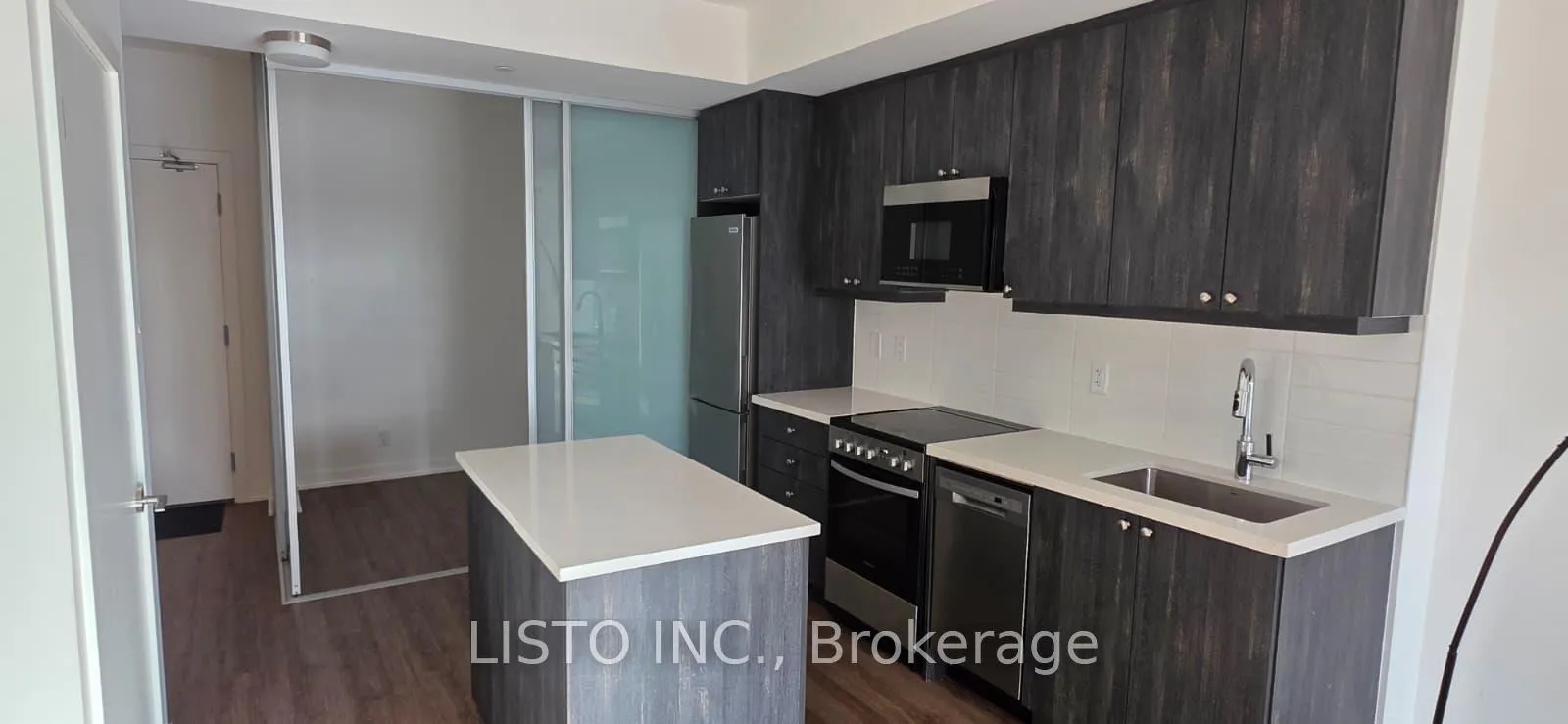 Photo 9 of Unit 1012, 55 Clarington Boulevard, Clarington, Bowmanville — HOMEH