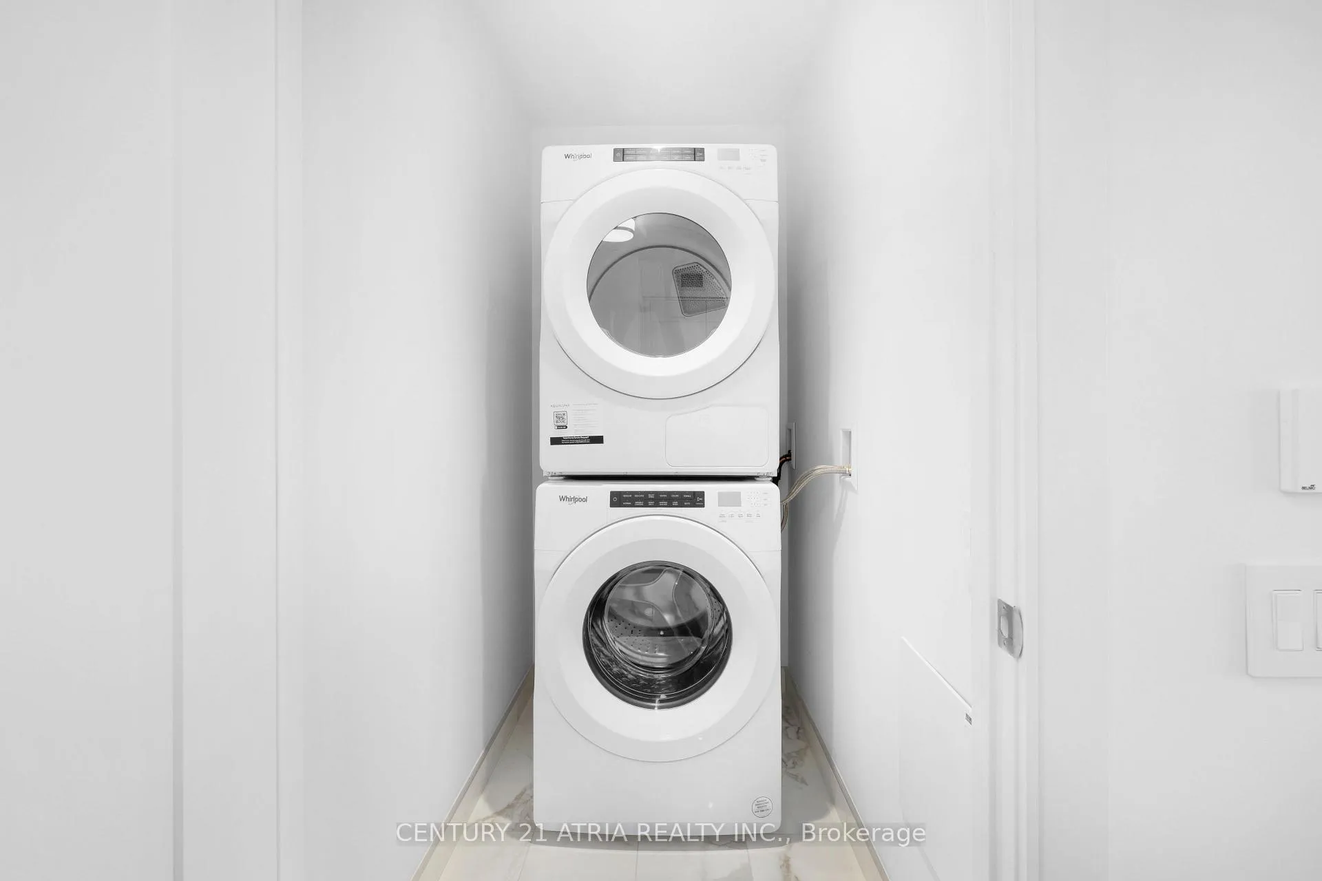 Photo 4 of Unit 429, 155 Merchants Wharf, Toronto, Waterfront Communities — HOMEH