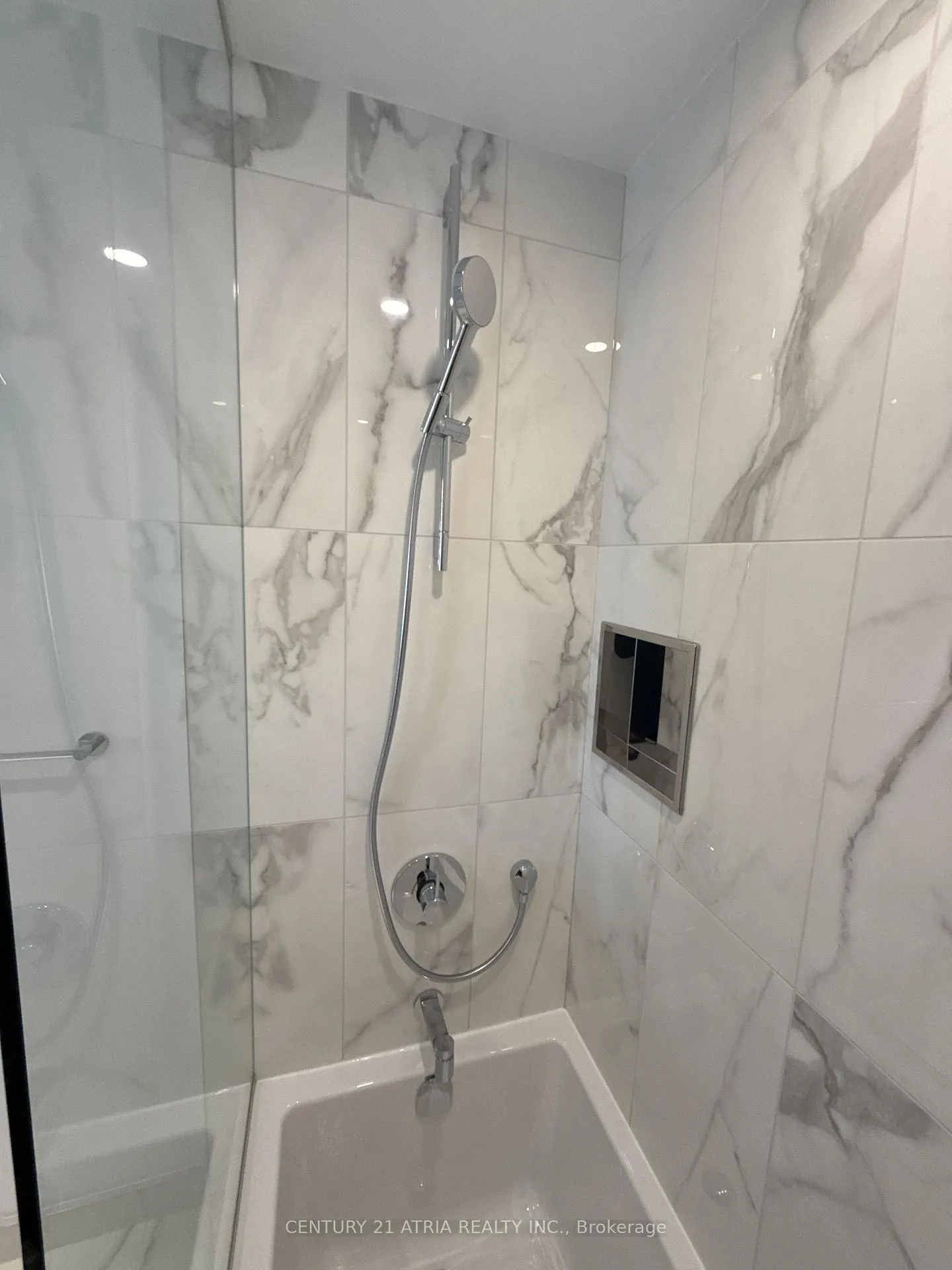 Photo 12 of Unit 429, 155 Merchants Wharf, Toronto, Waterfront Communities — HOMEH