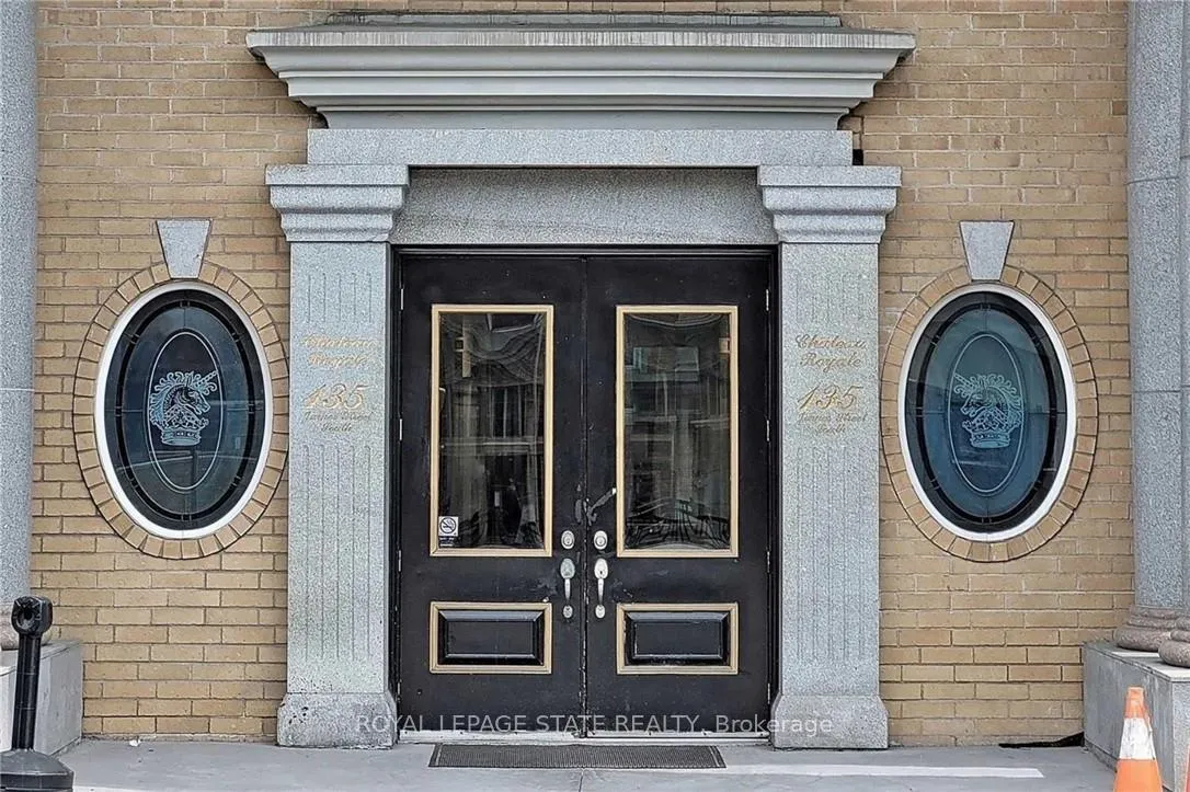 Photo 6 of Unit 608, 135 James Street S, Hamilton, Corktown — HOMEH