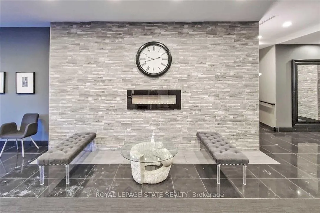 Photo 10 of Unit 608, 135 James Street S, Hamilton, Corktown — HOMEH