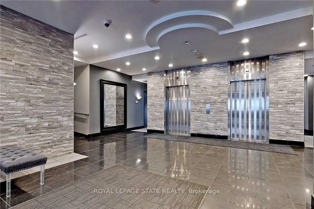 Photo 11 of Unit 608, 135 James Street S, Hamilton, Corktown — HOMEH