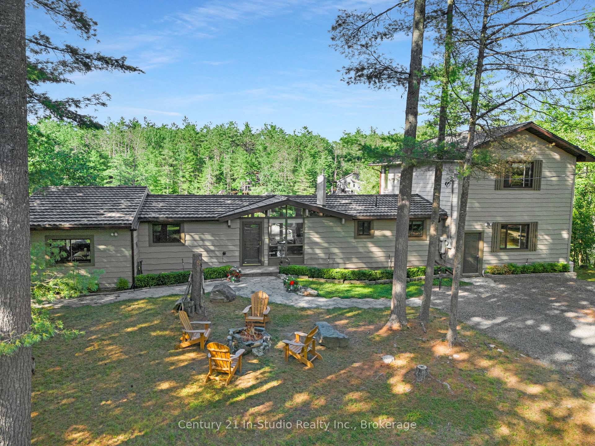 Photo 1 of 551 Peninsula Road, Gravenhurst, Wood (Gravenhurst) — HOMEH