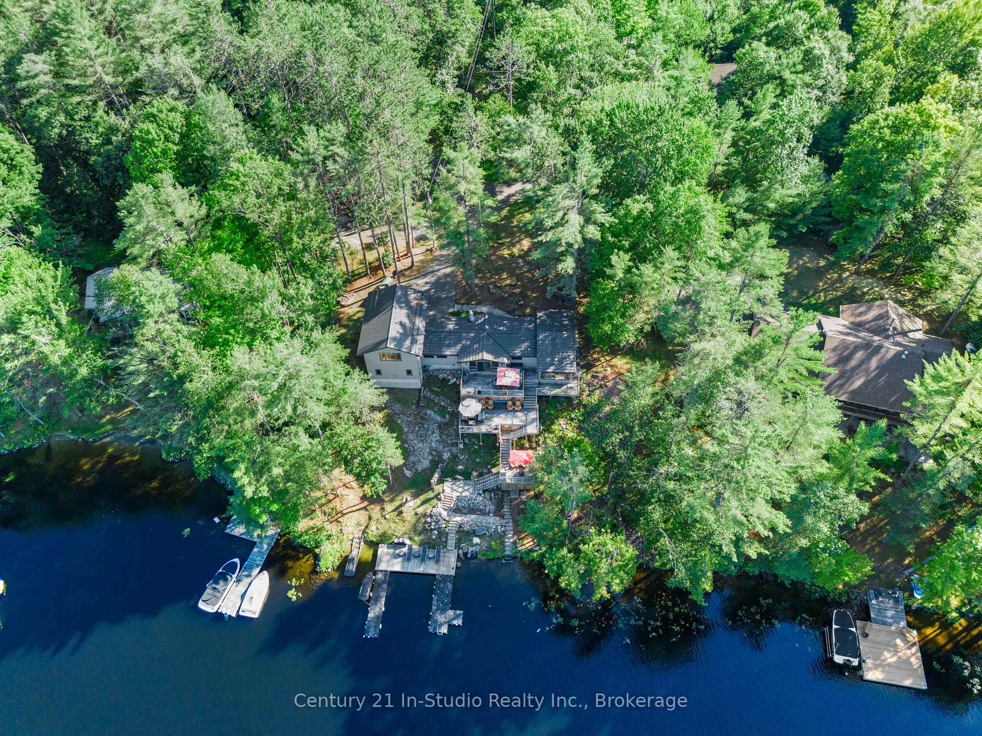 Photo 5 of 551 Peninsula Road, Gravenhurst, Wood (Gravenhurst) — HOMEH
