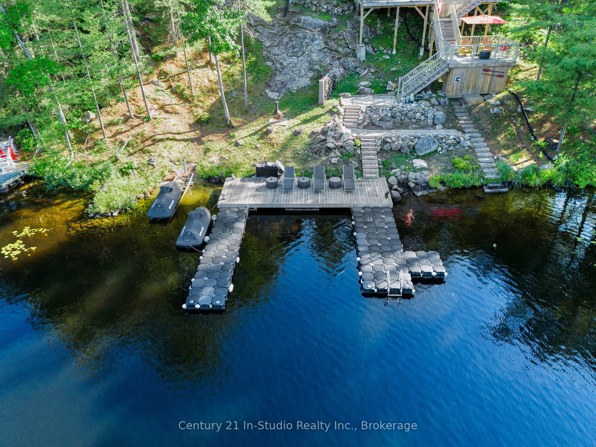 Photo 7 of 551 Peninsula Road, Gravenhurst, Wood (Gravenhurst) — HOMEH