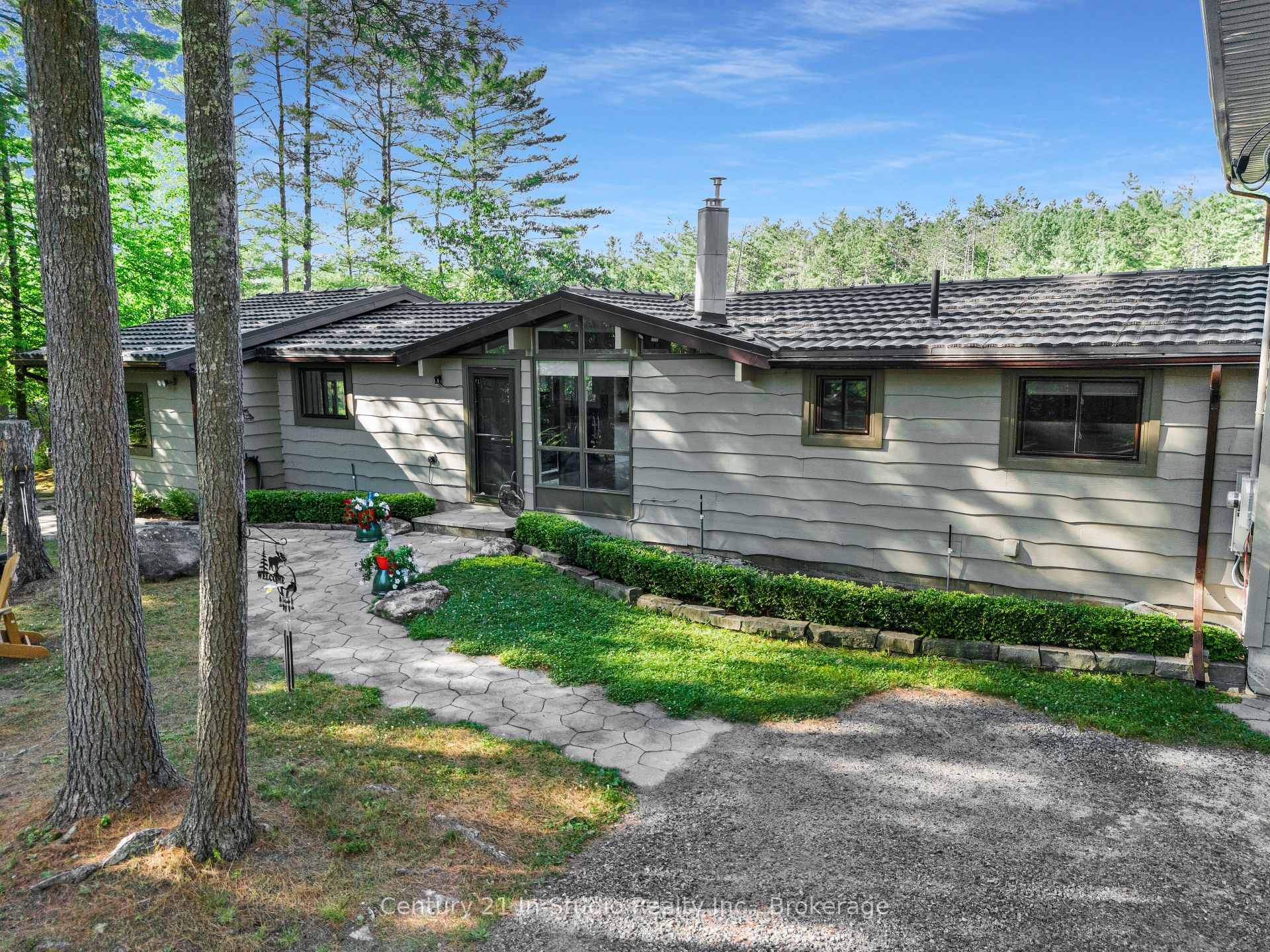 Photo 9 of 551 Peninsula Road, Gravenhurst, Wood (Gravenhurst) — HOMEH