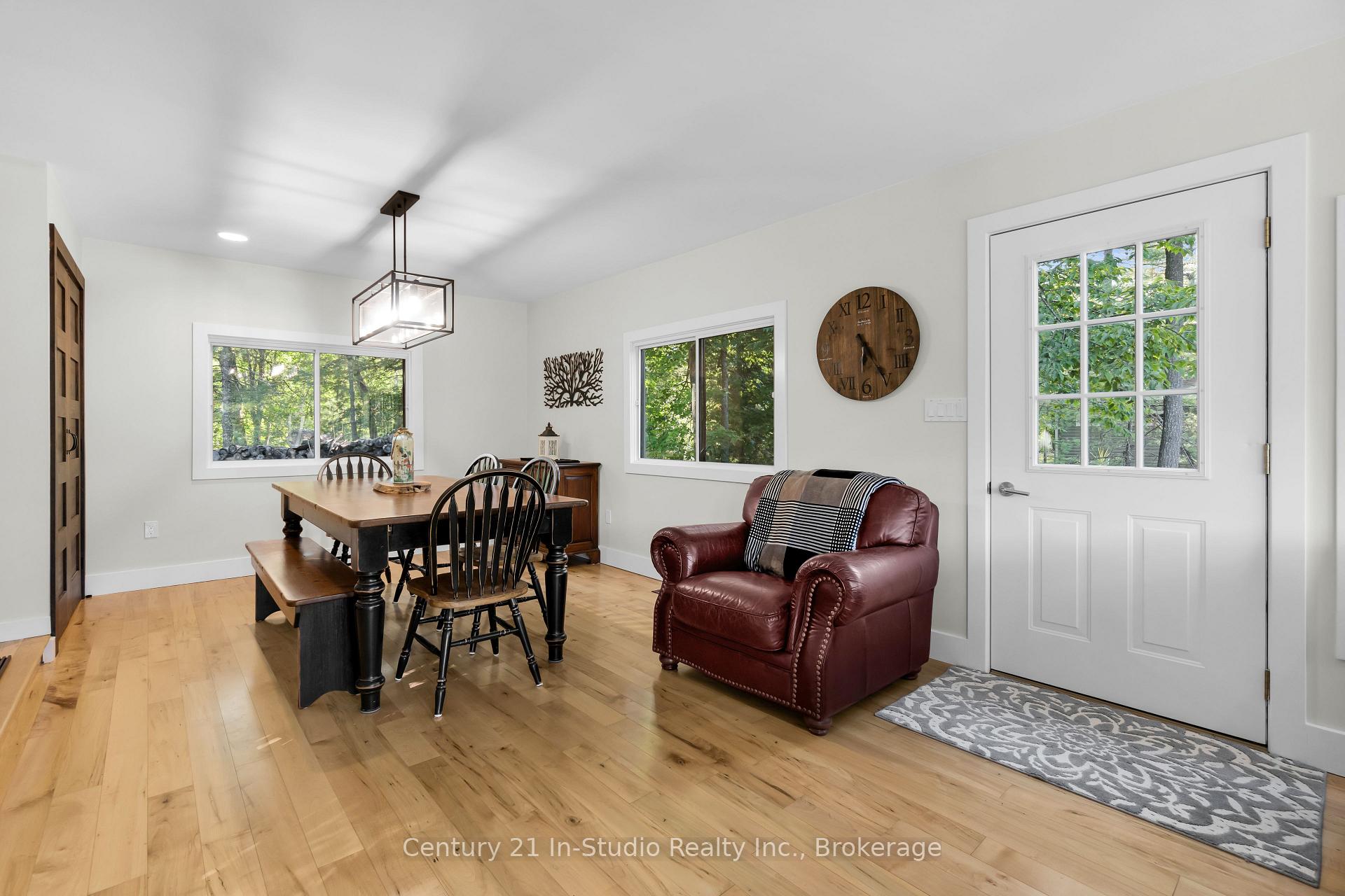 Photo 22 of 551 Peninsula Road, Gravenhurst, Wood (Gravenhurst) — HOMEH