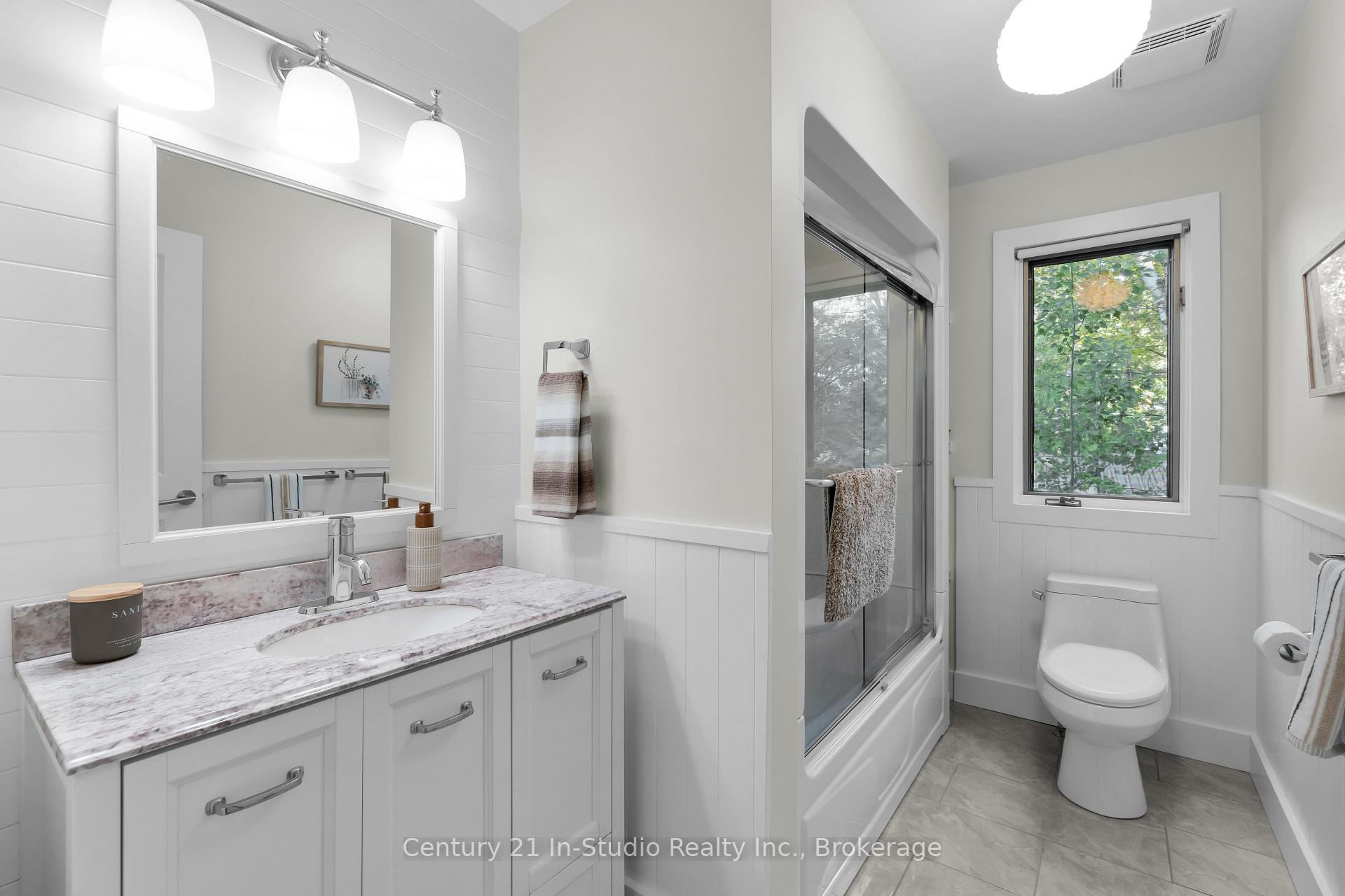 Photo 33 of 551 Peninsula Road, Gravenhurst, Wood (Gravenhurst) — HOMEH
