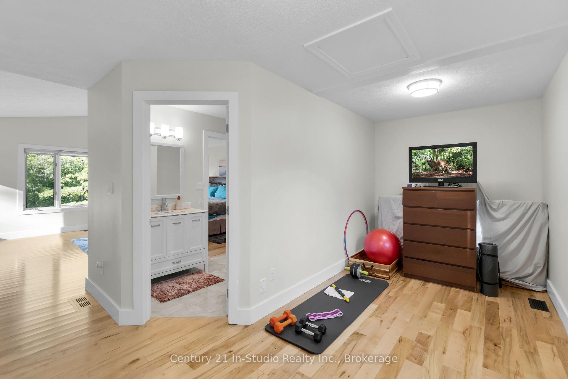 Photo 39 of 551 Peninsula Road, Gravenhurst, Wood (Gravenhurst) — HOMEH