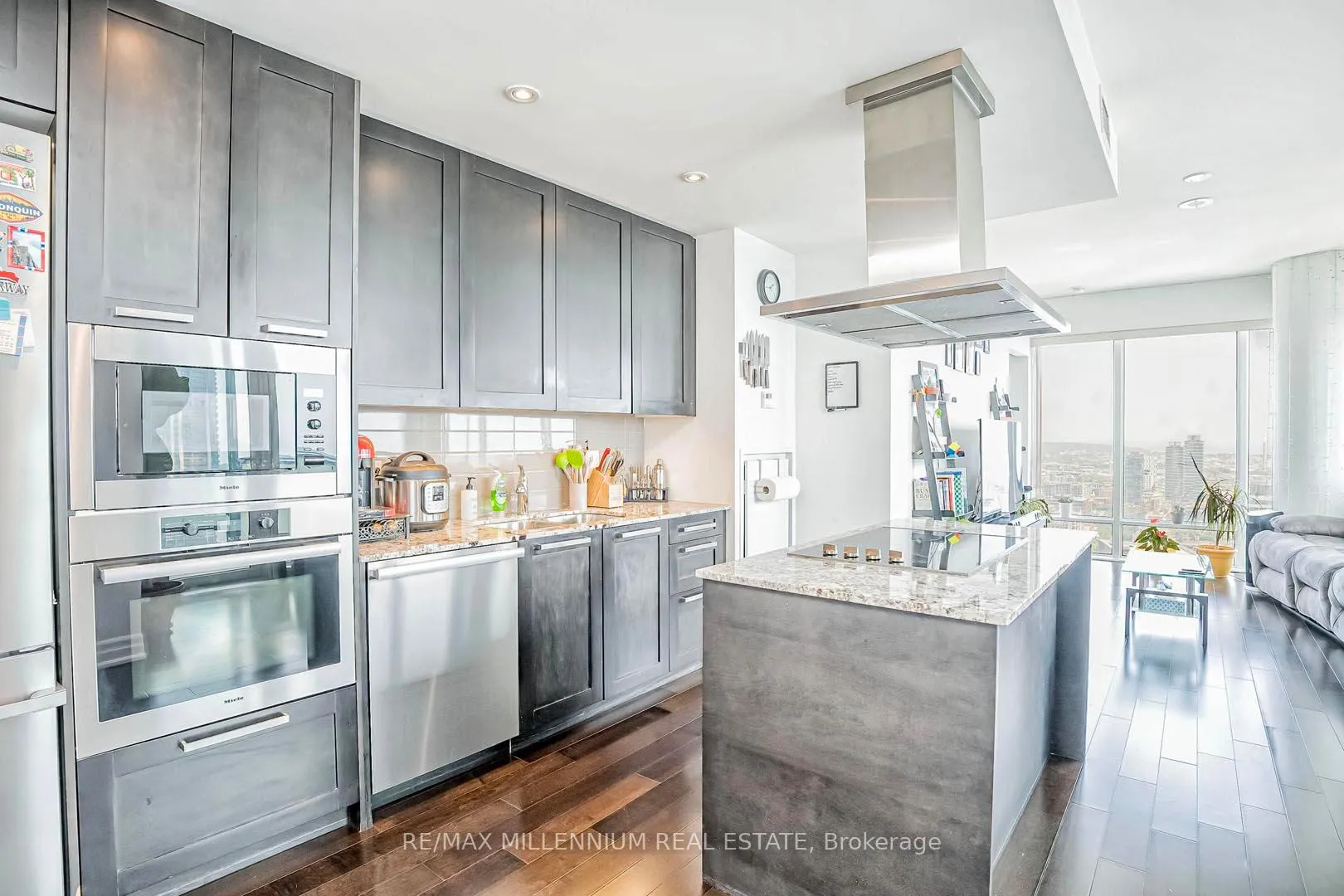Photo 1 of Unit 4310, 8 The Esplanade, Toronto, Waterfront Communities — HOMEH