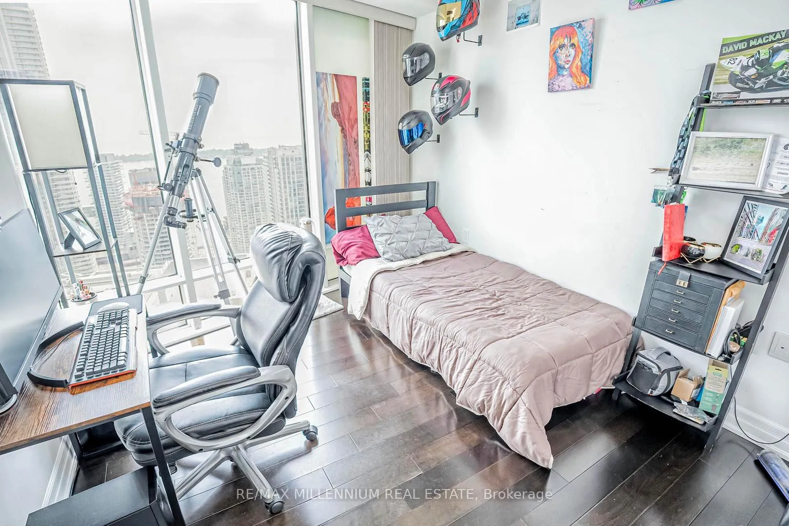 Photo 10 of Unit 4310, 8 The Esplanade, Toronto, Waterfront Communities — HOMEH