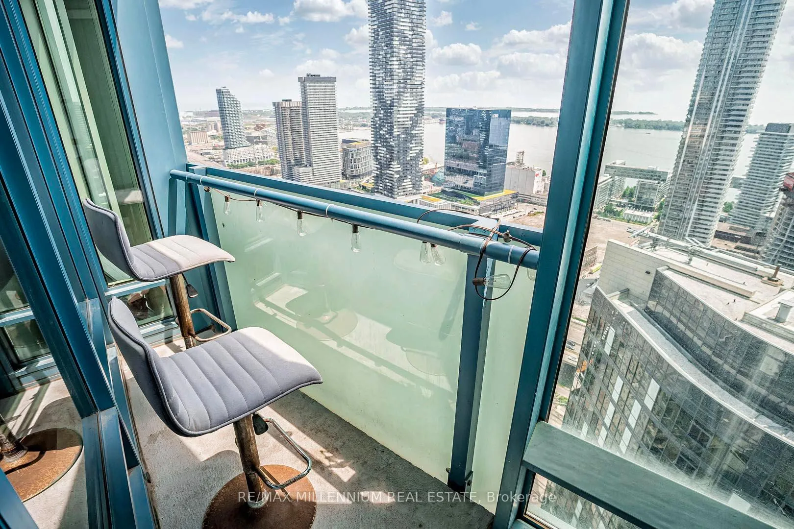 Photo 13 of Unit 4310, 8 The Esplanade, Toronto, Waterfront Communities — HOMEH