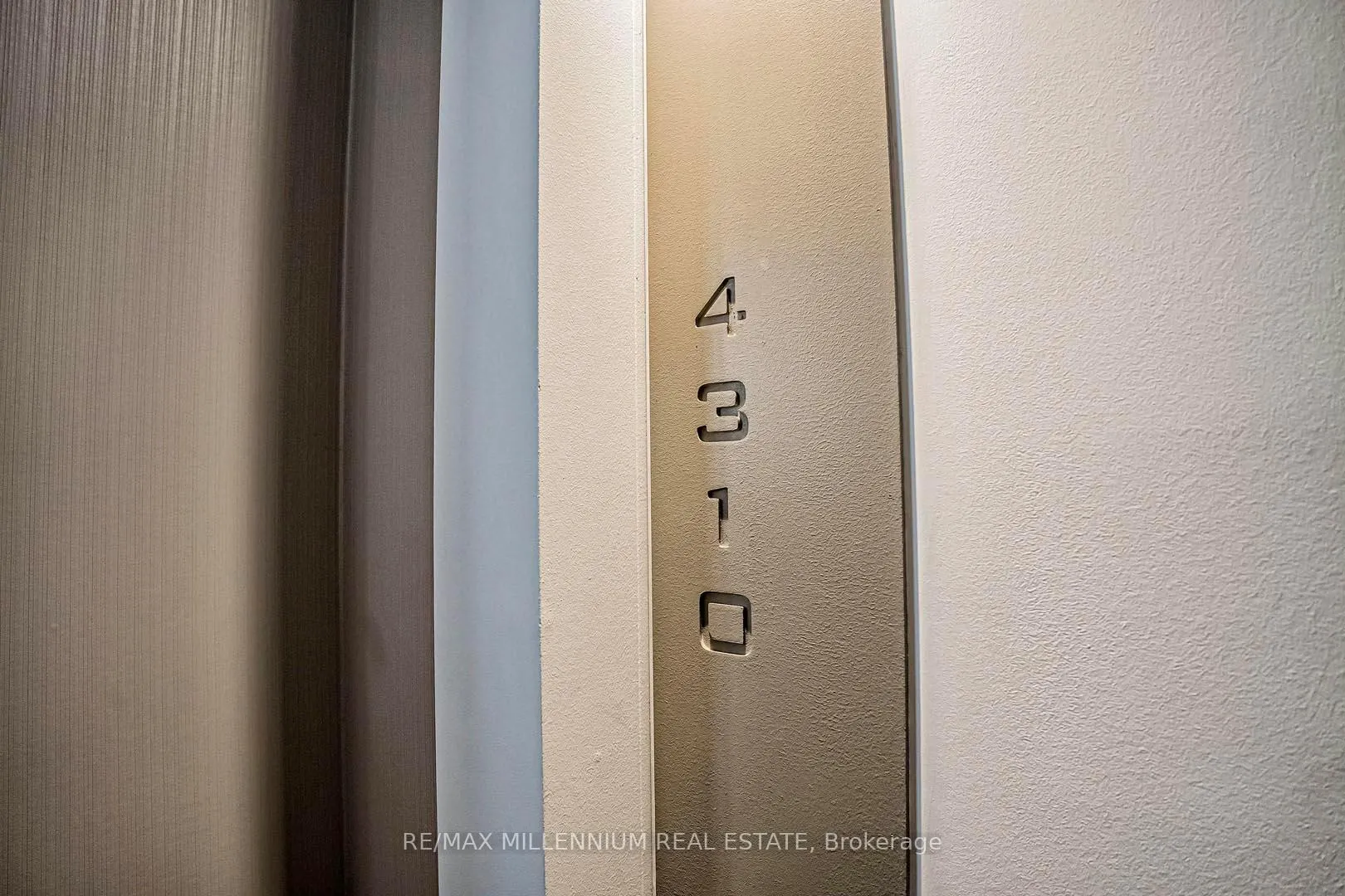 Photo 15 of Unit 4310, 8 The Esplanade, Toronto, Waterfront Communities — HOMEH