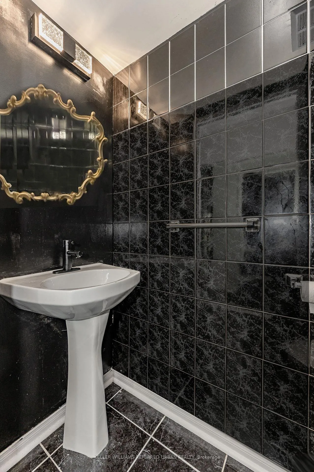 Photo 16 of Unit Ph 05, 70 Mill Street, Toronto, Waterfront Communities — HOMEH