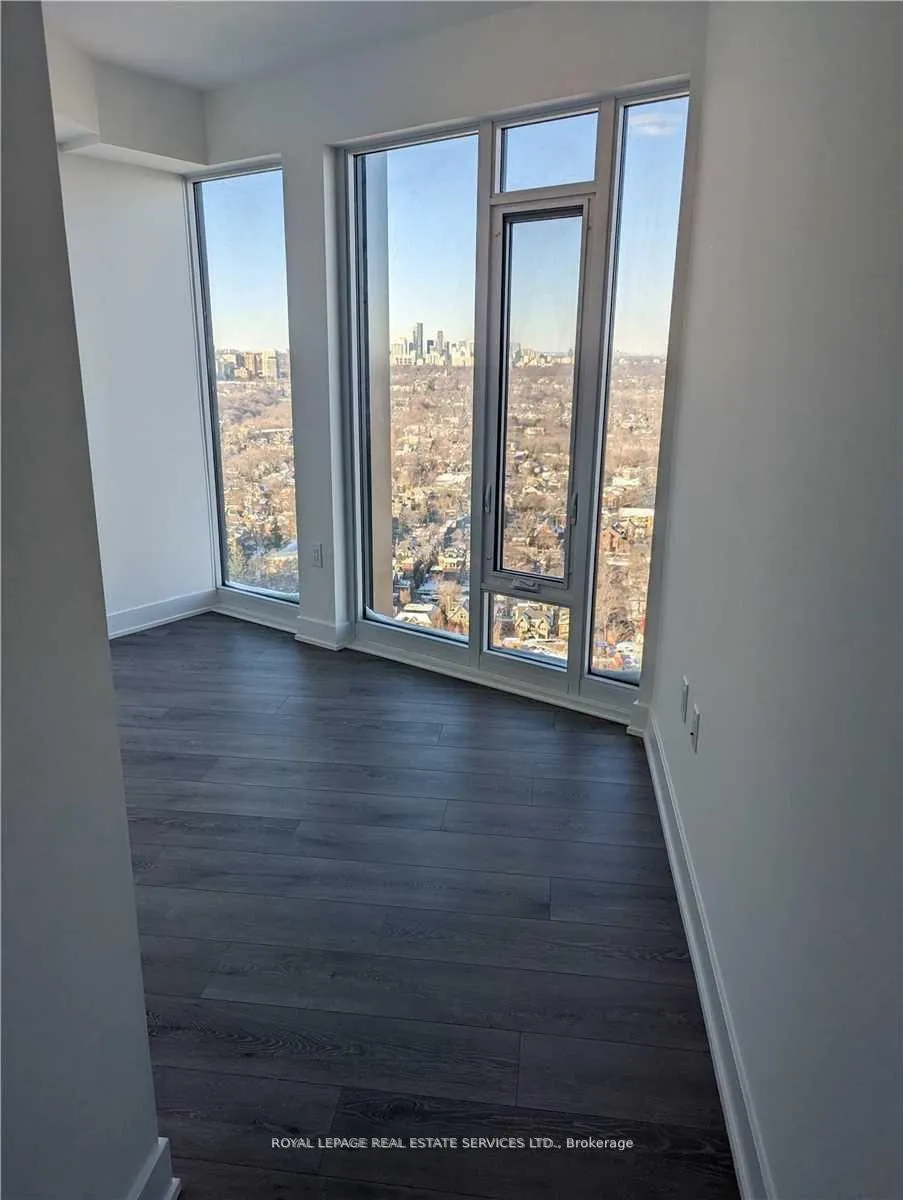 Photo 4 of Unit 3302, 575 Bloor Street E, Toronto, North St. James Town — HOMEH