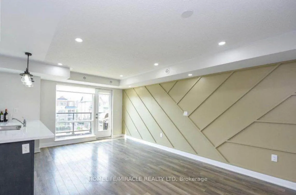 Photo 2 of Unit 40, 100 Dufay Road, Brampton, Northwest Brampton — HOMEH