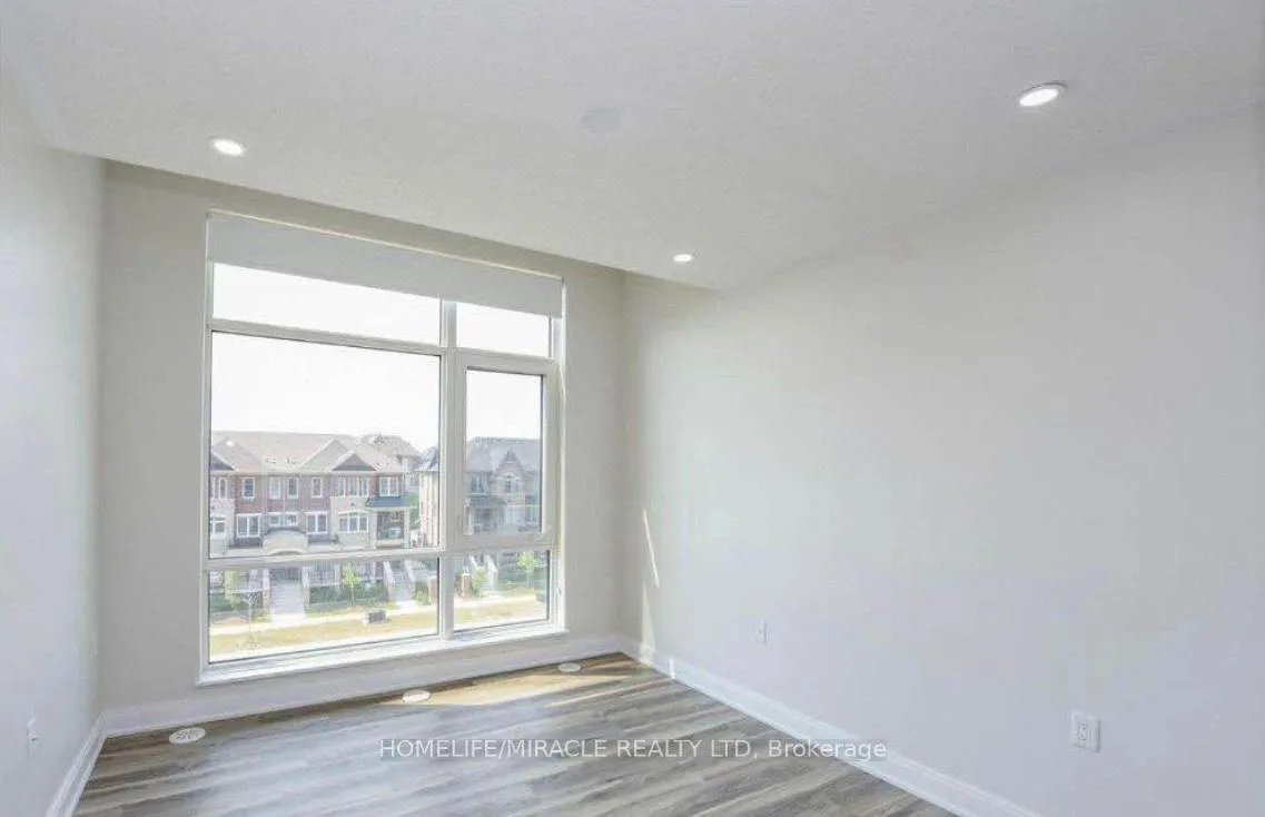 Photo 8 of Unit 40, 100 Dufay Road, Brampton, Northwest Brampton — HOMEH