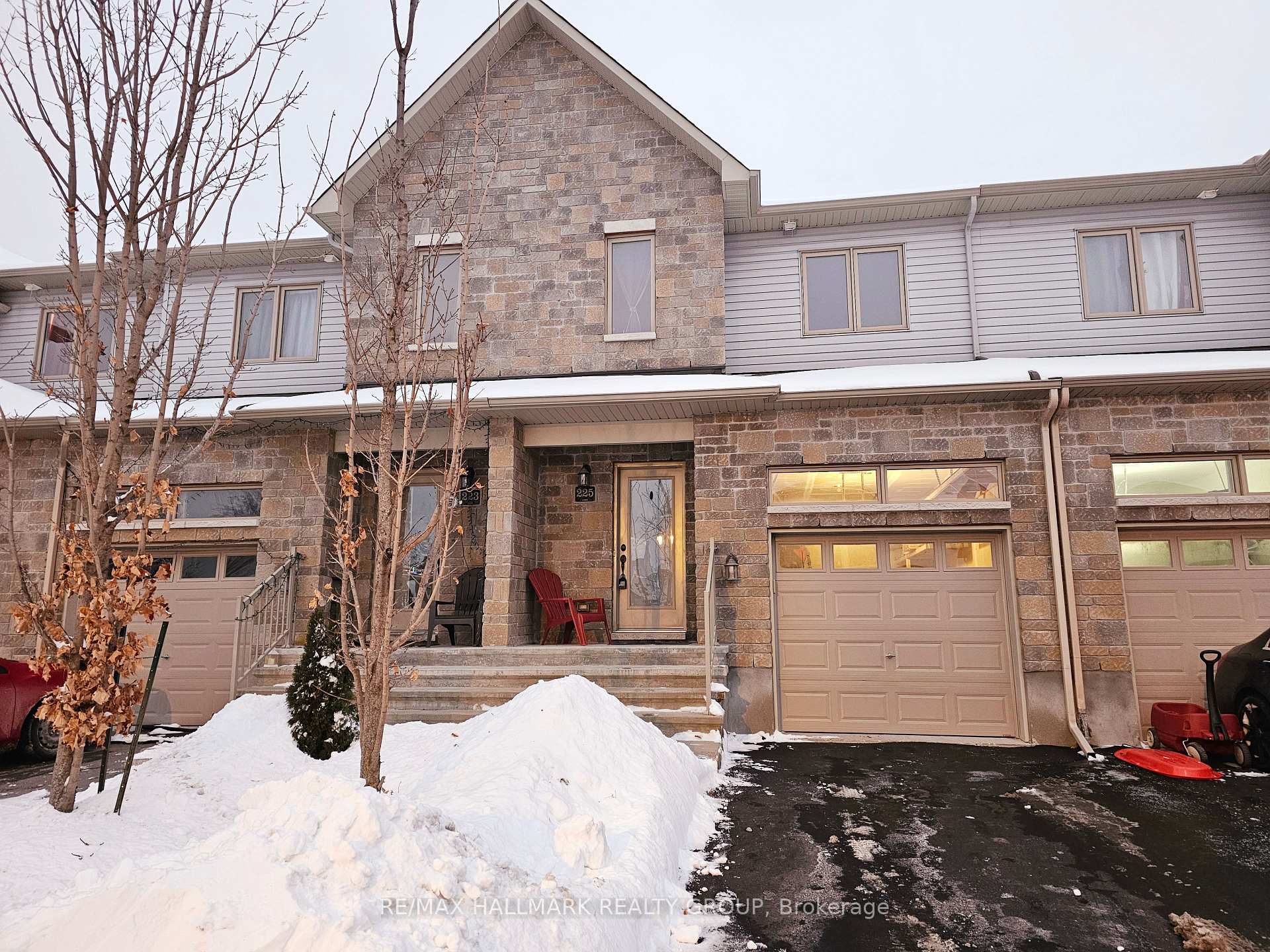 Photo 1 of 225 King Street, Carleton Place — HOMEH
