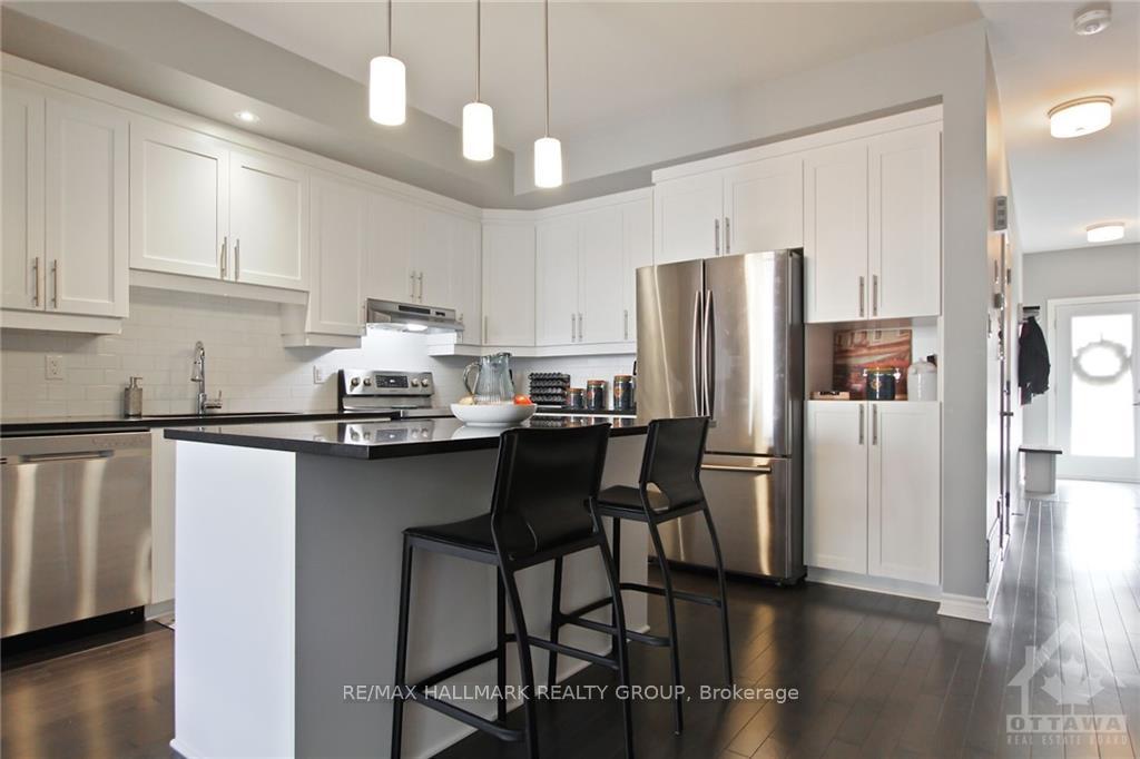 Photo 4 of 225 King Street, Carleton Place — HOMEH