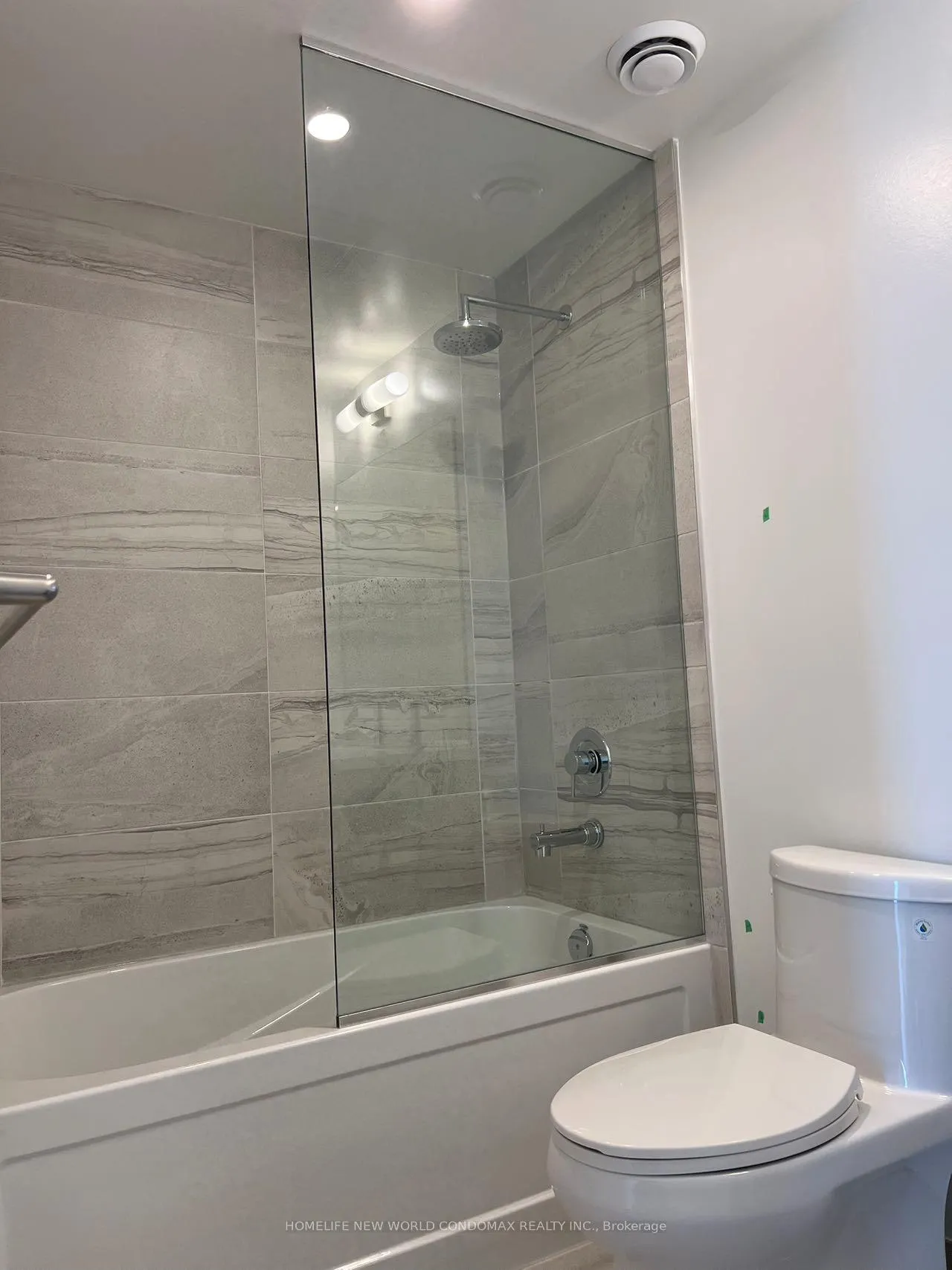 Photo 12 of Unit 6307, 138 Downes Street E, Toronto, Waterfront Communities — HOMEH