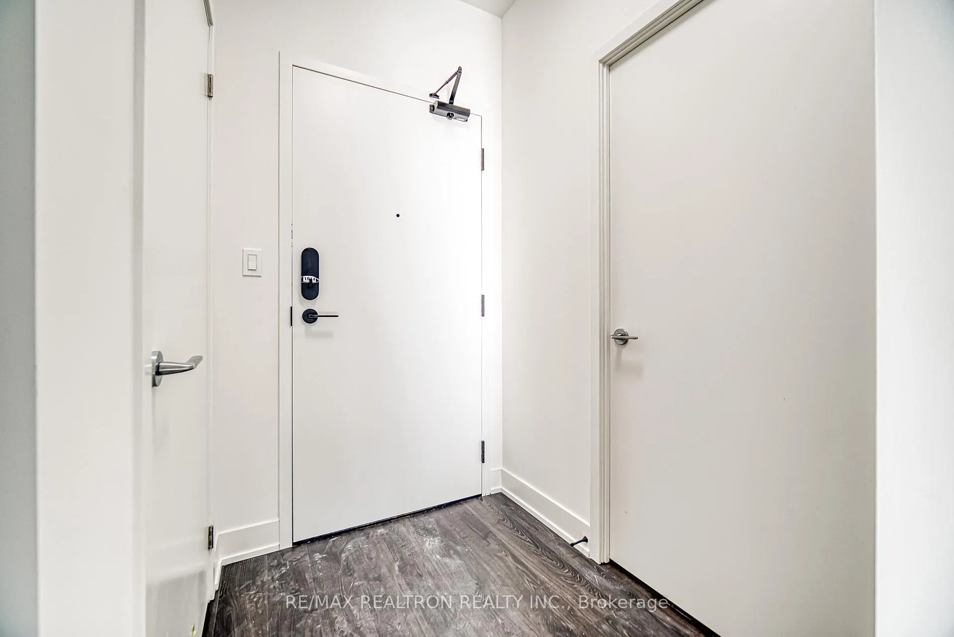 Photo 4 of Unit 1914, 56 Andre De Grasse Street, Markham, Unionville — HOMEH