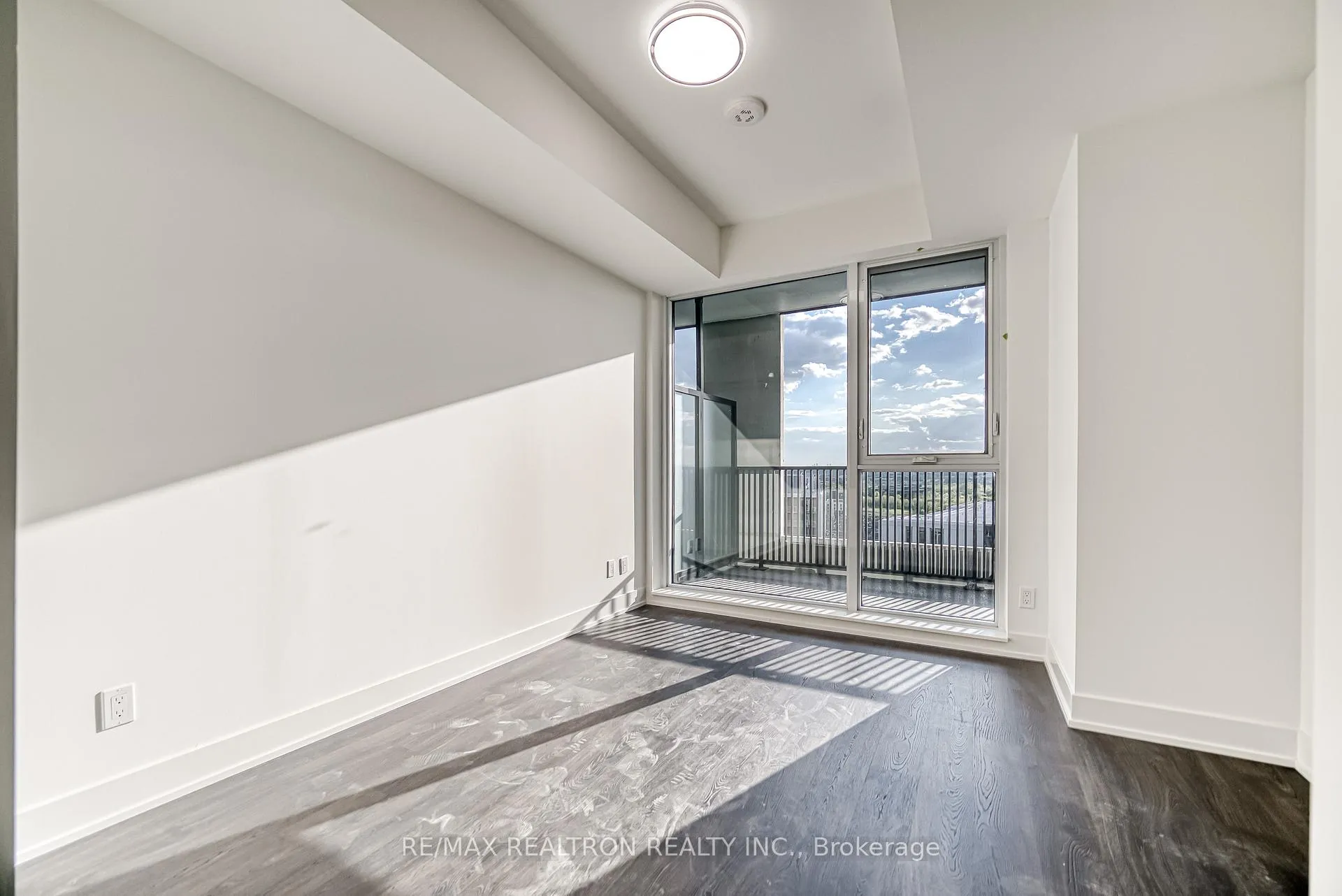 Photo 6 of Unit 1914, 56 Andre De Grasse Street, Markham, Unionville — HOMEH