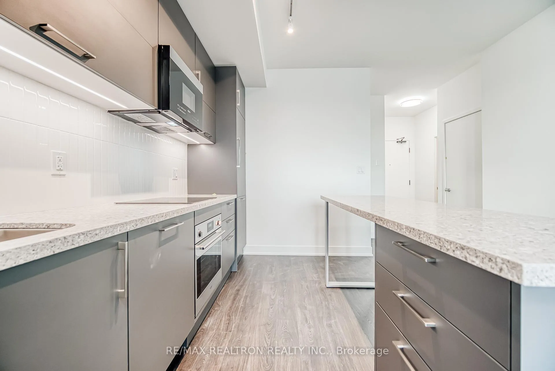 Photo 9 of Unit 1914, 56 Andre De Grasse Street, Markham, Unionville — HOMEH