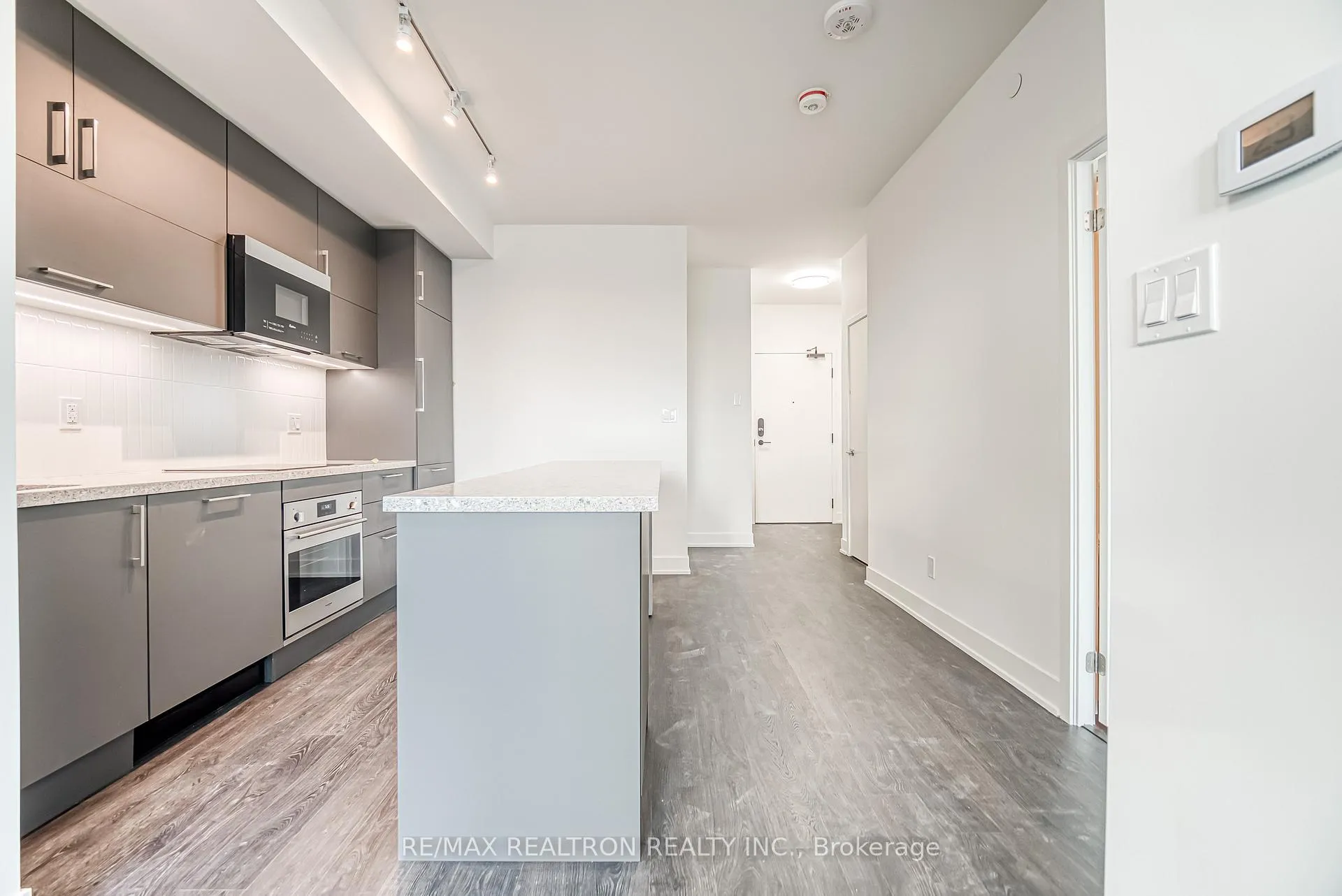 Photo 10 of Unit 1914, 56 Andre De Grasse Street, Markham, Unionville — HOMEH