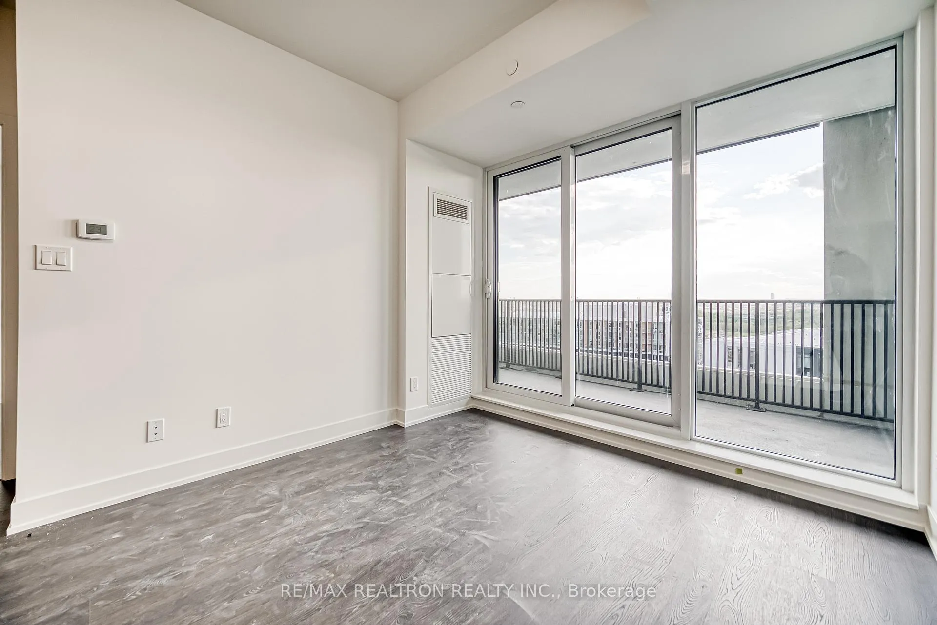 Photo 17 of Unit 1914, 56 Andre De Grasse Street, Markham, Unionville — HOMEH