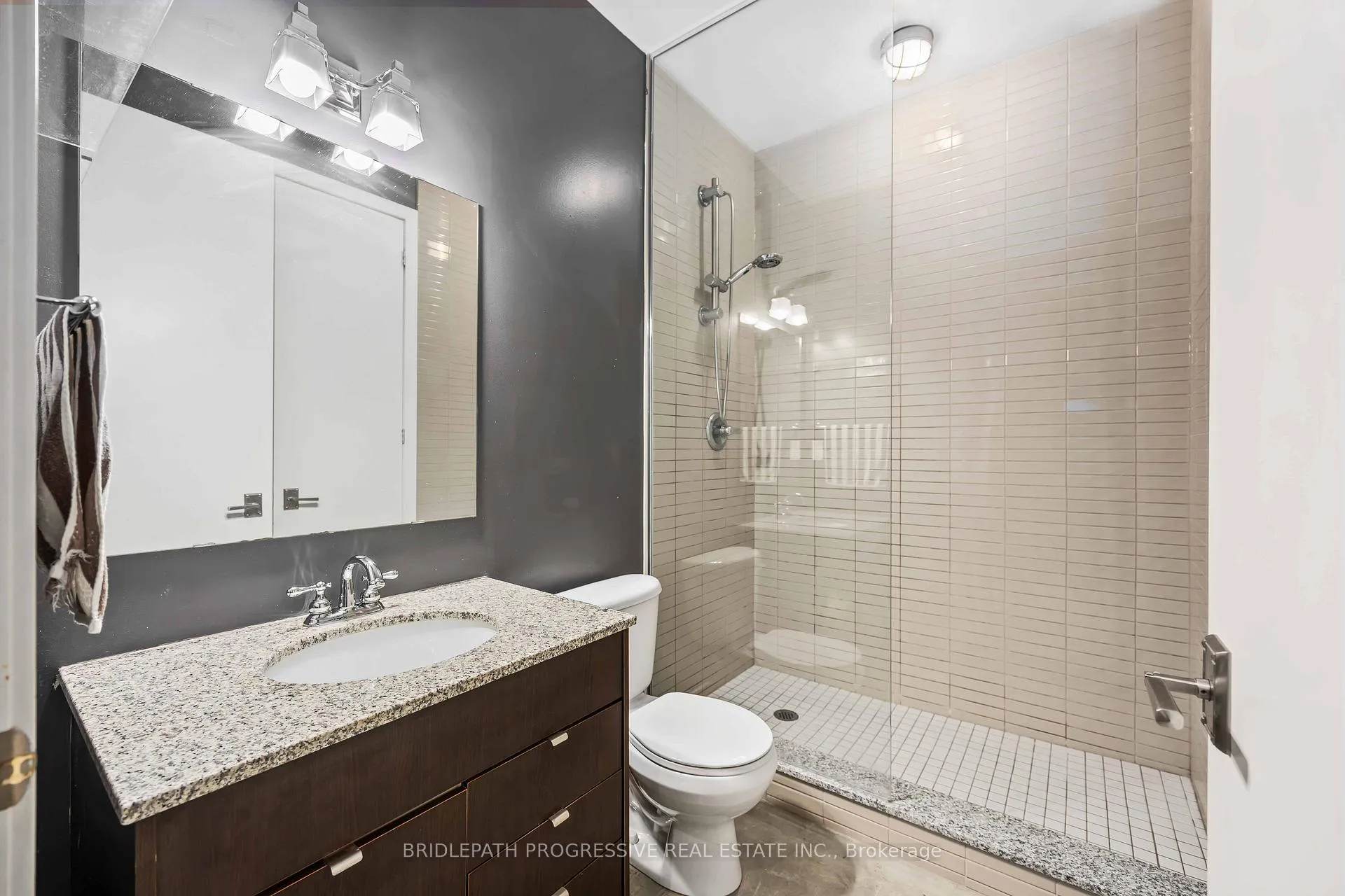 Photo 16 of Unit 707, 23 Brant Street, Toronto, Waterfront Communities — HOMEH