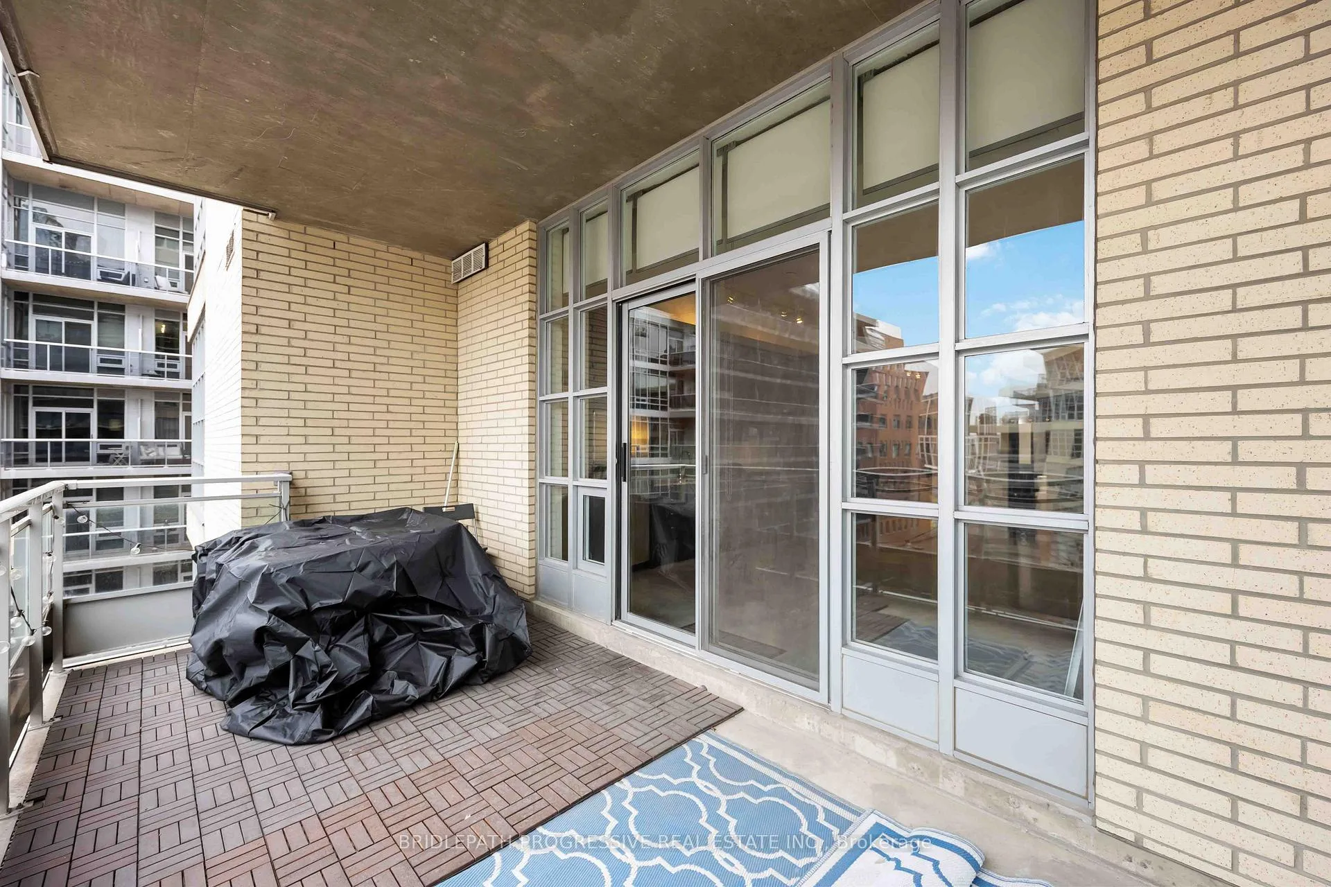 Photo 18 of Unit 707, 23 Brant Street, Toronto, Waterfront Communities — HOMEH