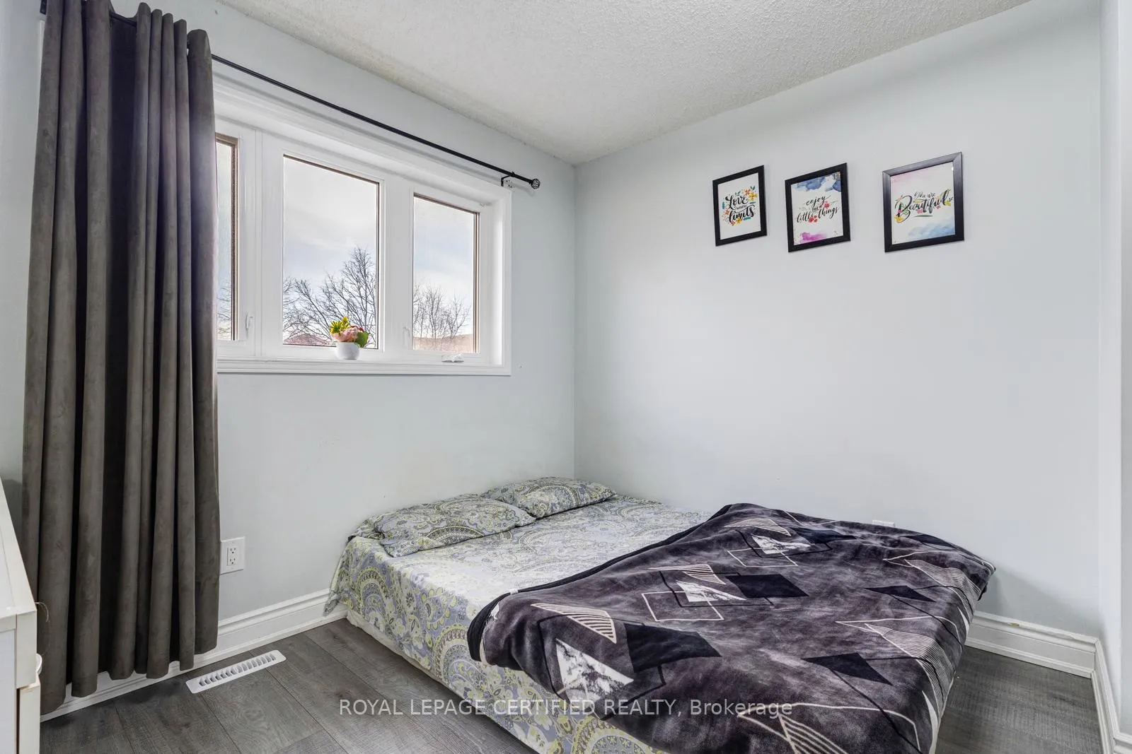 Photo 21 of 299 Pressed Brick Drive N, Brampton, Brampton North — HOMEH