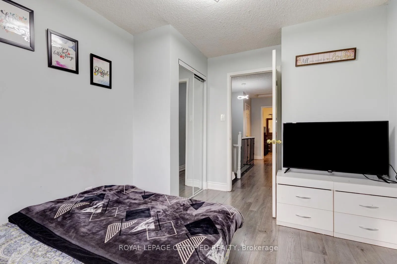 Photo 22 of 299 Pressed Brick Drive N, Brampton, Brampton North — HOMEH