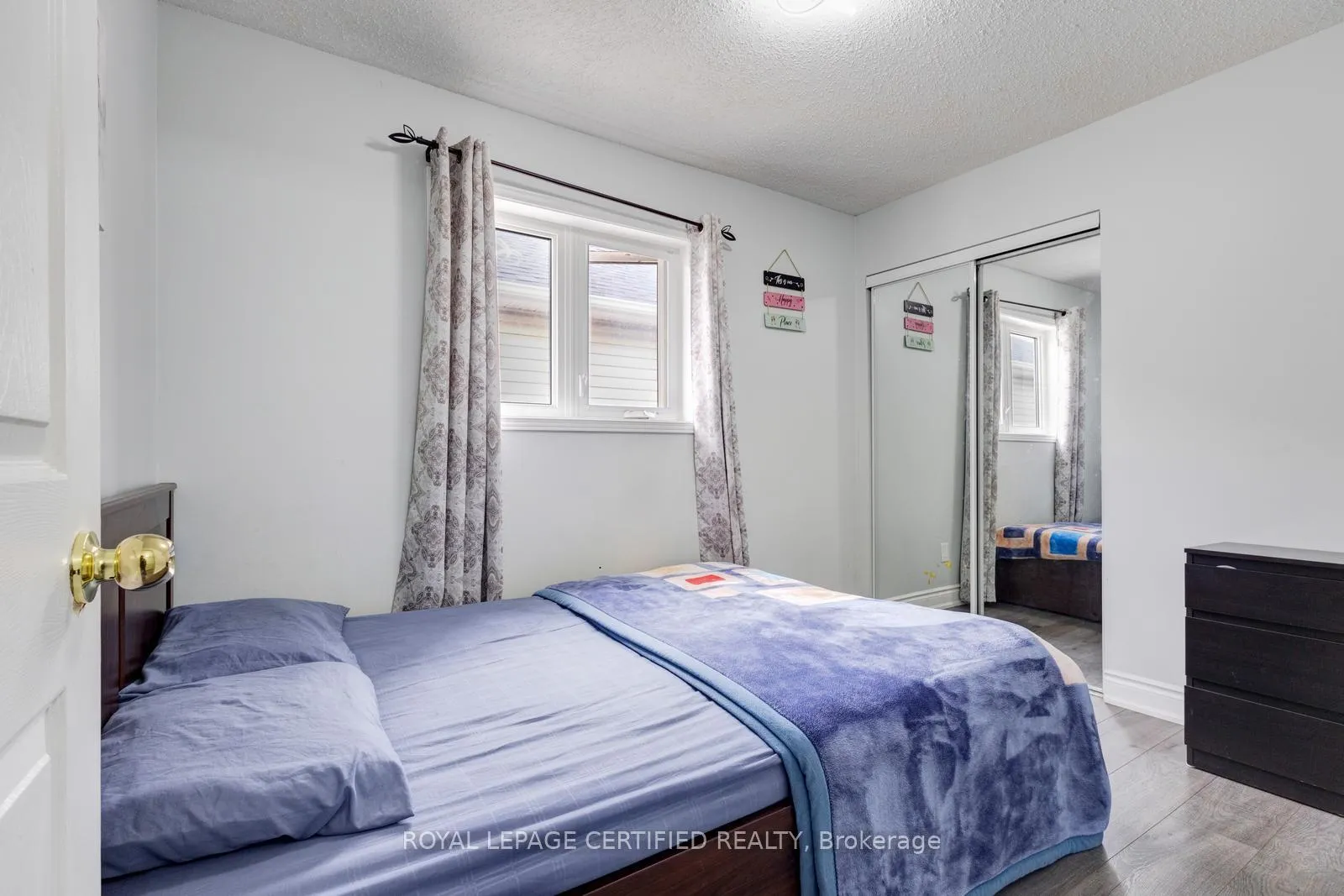 Photo 29 of 299 Pressed Brick Drive N, Brampton, Brampton North — HOMEH
