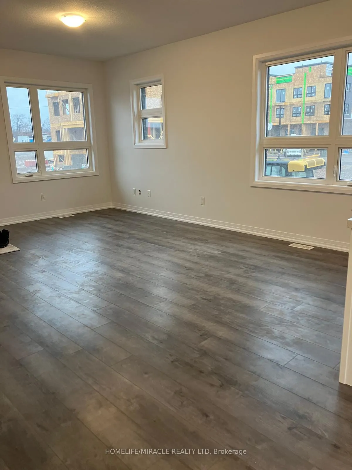 Photo 13 of Unit 103, 6705 Cropp Street, Niagara Falls, Morrison — HOMEH