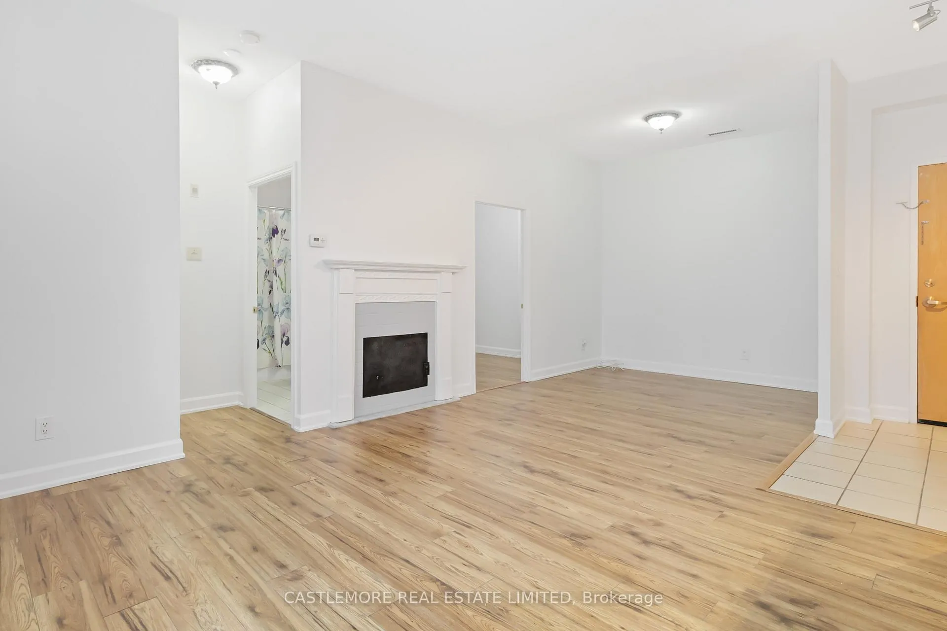 Photo 6 of Unit 103, 7 Daypring Circle, Brampton, Goreway Drive Corridor — HOMEH