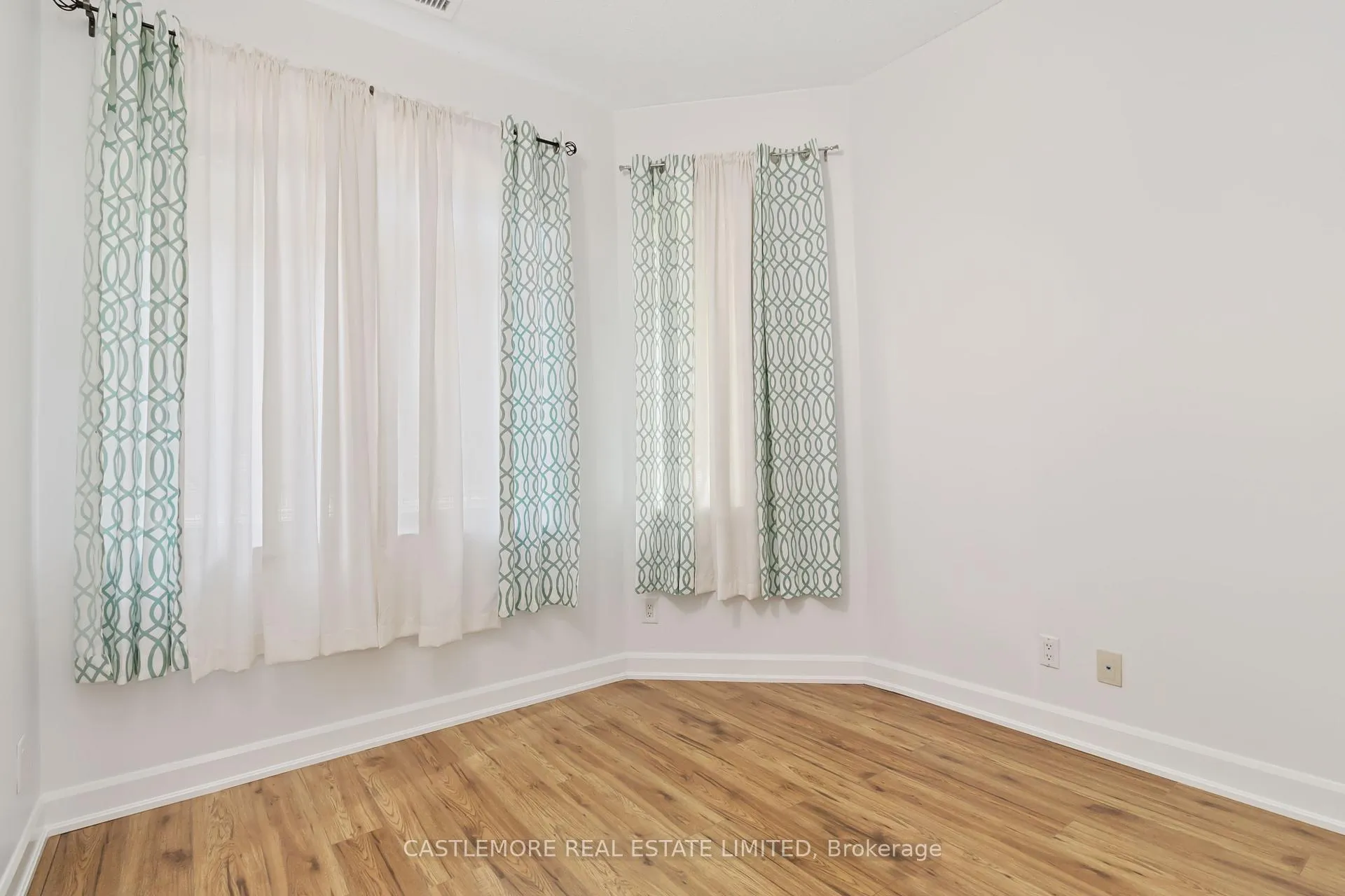 Photo 15 of Unit 103, 7 Daypring Circle, Brampton, Goreway Drive Corridor — HOMEH