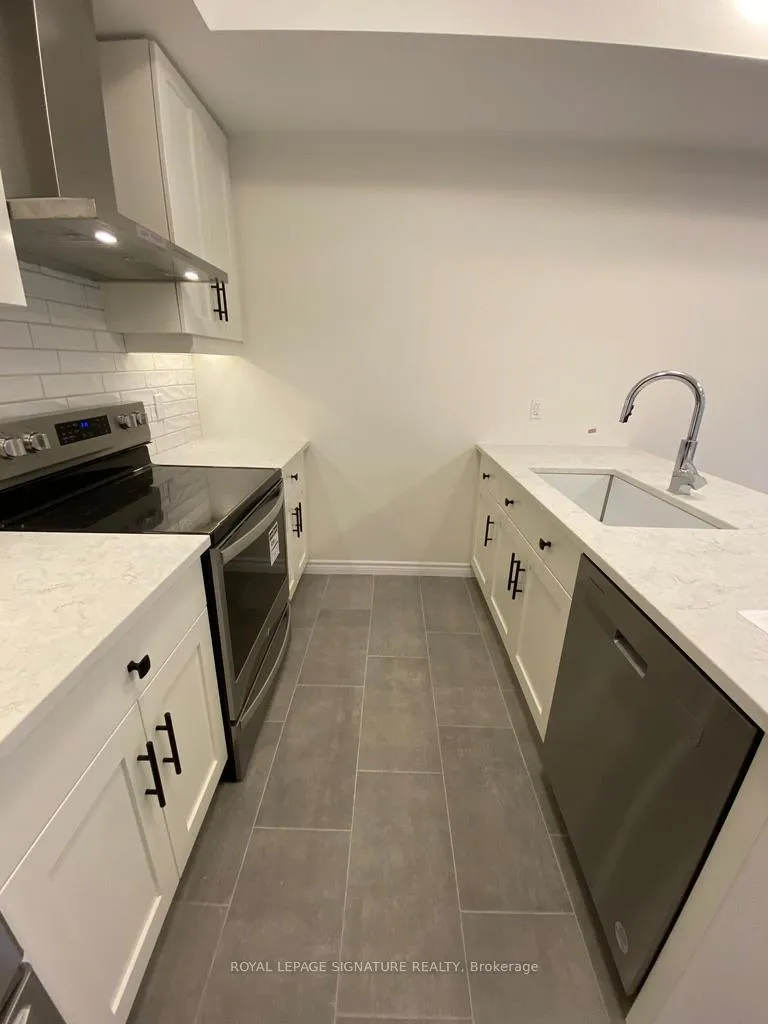 Photo 3 of 26 Lomond Lane, Kitchener — HOMEH