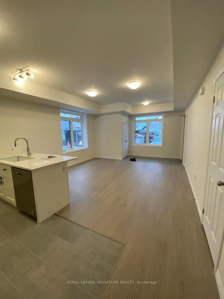 Photo 4 of 26 Lomond Lane, Kitchener — HOMEH