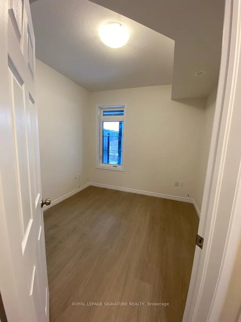 Photo 17 of 26 Lomond Lane, Kitchener — HOMEH