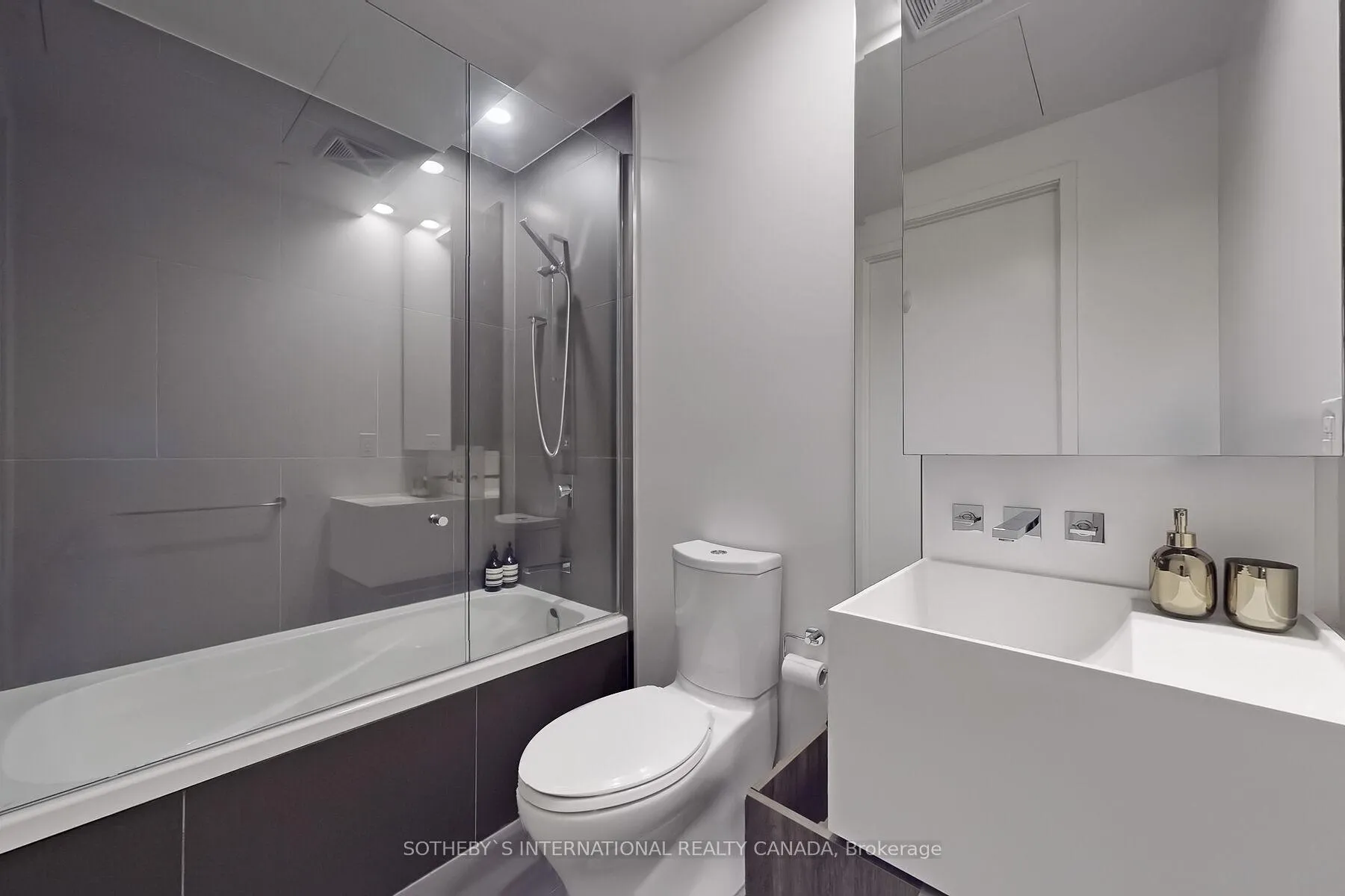 Photo 14 of Unit 911, 1 Bloor Street E, Toronto, Church-Yonge Corridor — HOMEH
