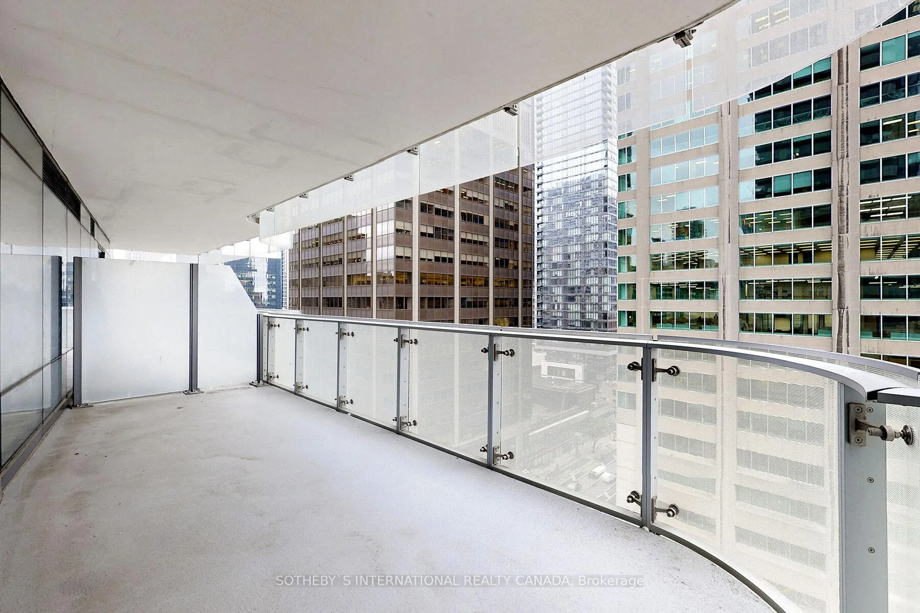 Photo 17 of Unit 911, 1 Bloor Street E, Toronto, Church-Yonge Corridor — HOMEH
