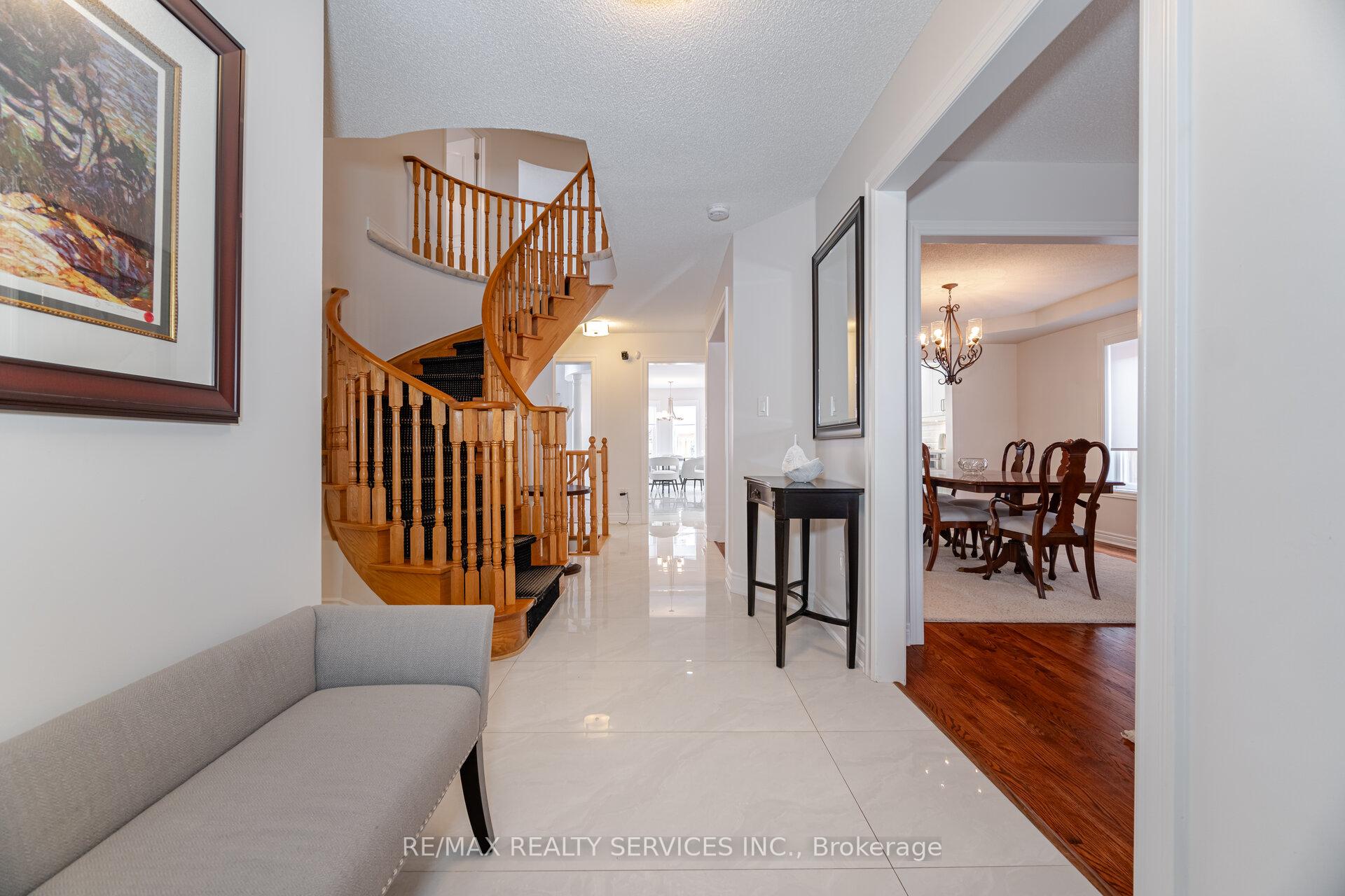 Photo 42 of 130 Royal Valley Drive, Caledon, Rural Caledon — HOMEH