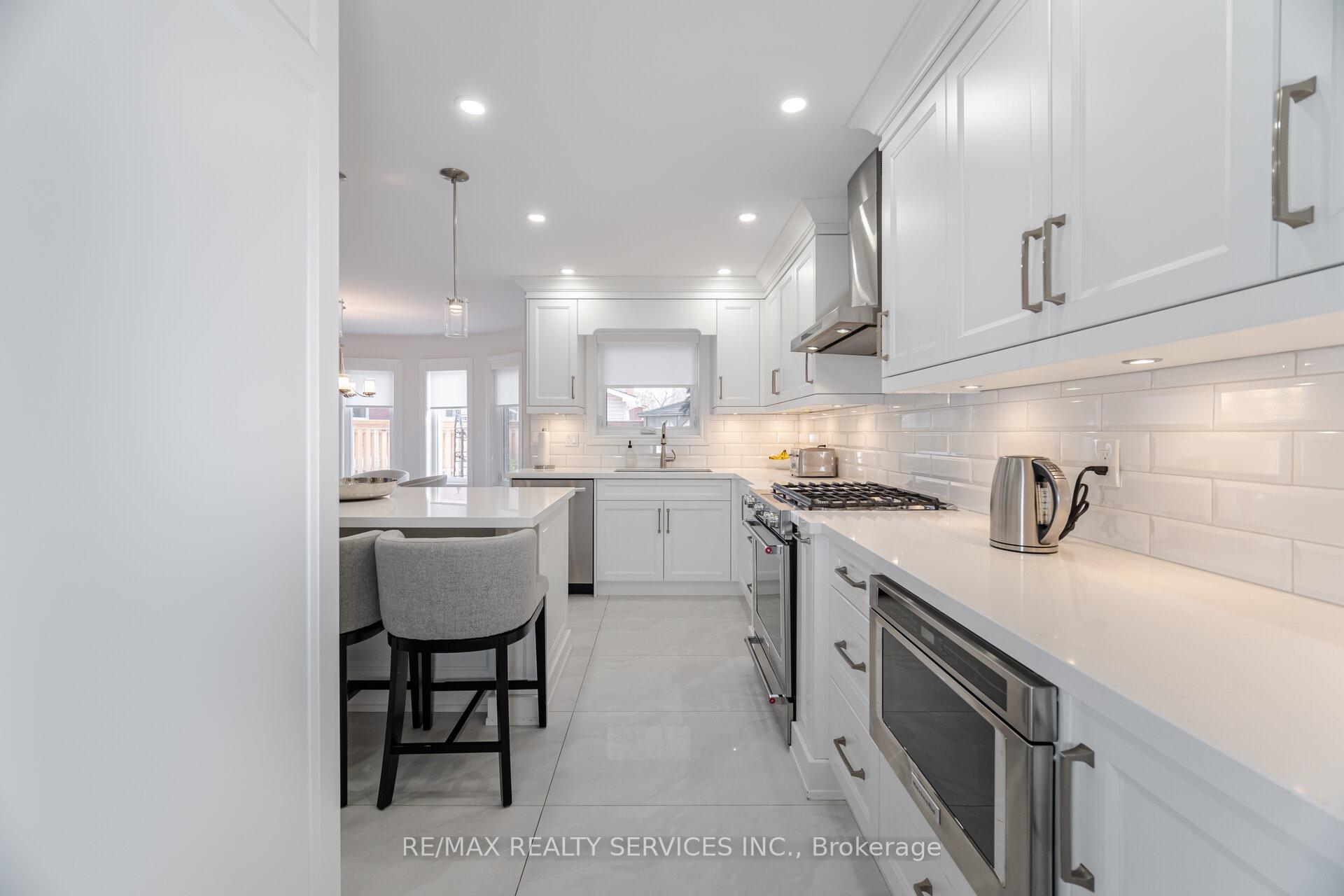 Photo 5 of 130 Royal Valley Drive, Caledon, Rural Caledon — HOMEH
