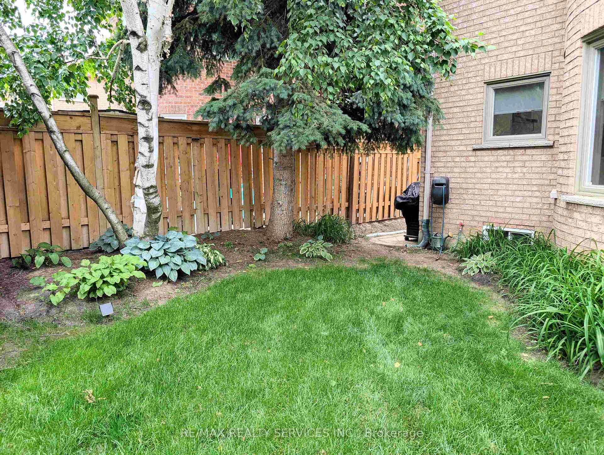 Photo 36 of 130 Royal Valley Drive, Caledon, Rural Caledon — HOMEH
