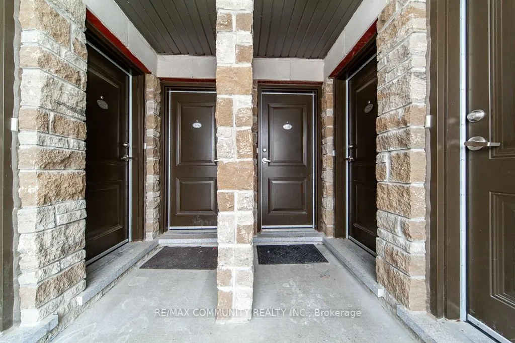 Photo 10 of 20 Westmeath Lane, Markham, Cornell — HOMEH